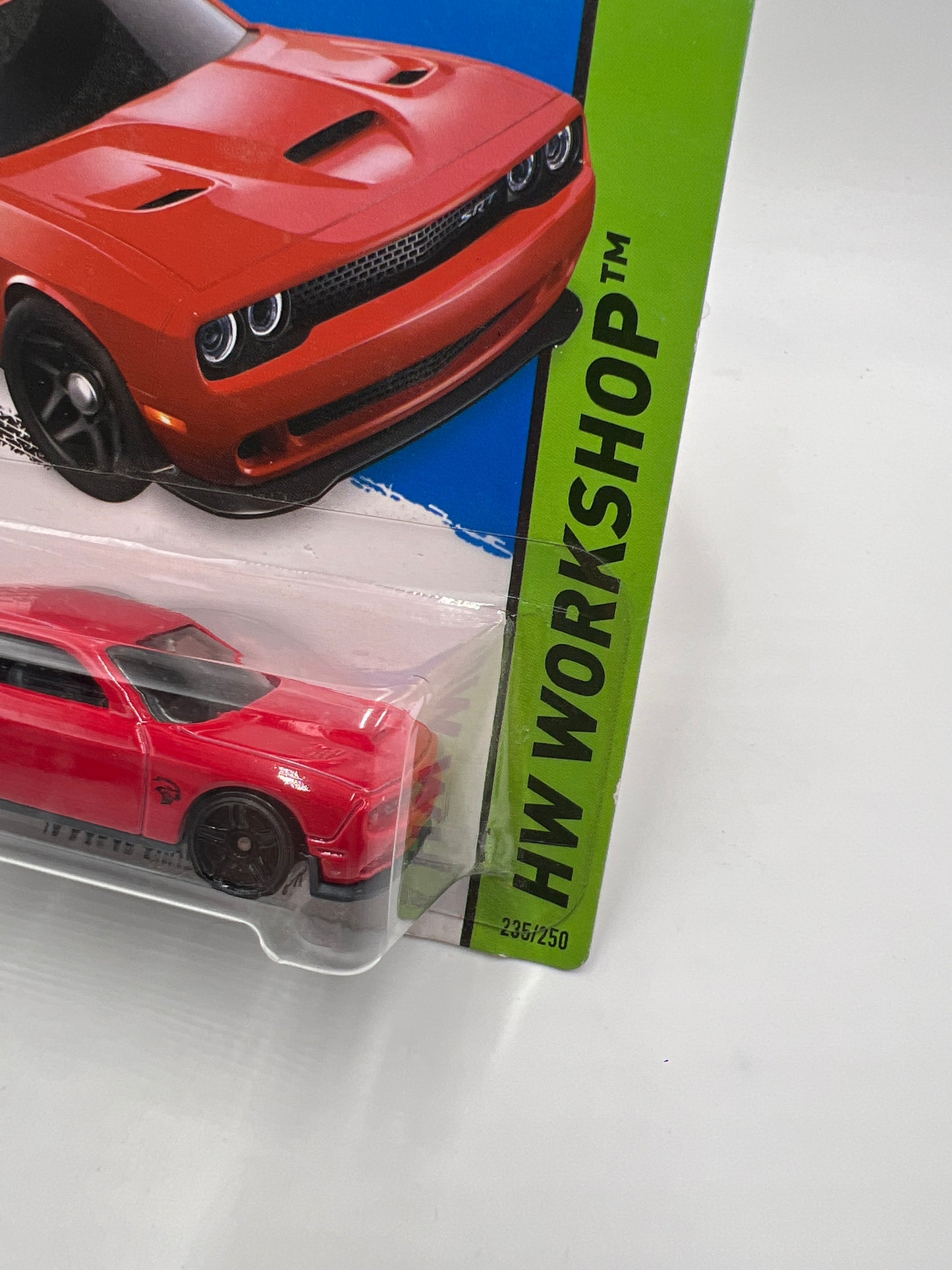 2015 Hot Wheels Workshop #235 15 Dodge Challenger SRT Hellcat Red
