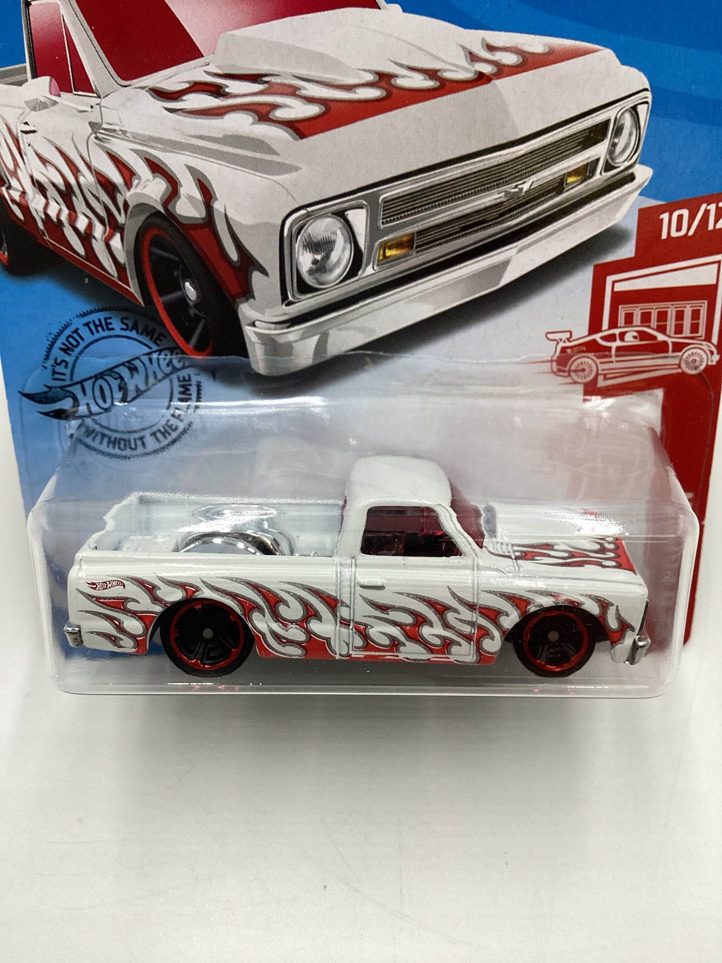 2019 Hot Wheels Target Red Edition #176 67 Chevy C10 White 150A