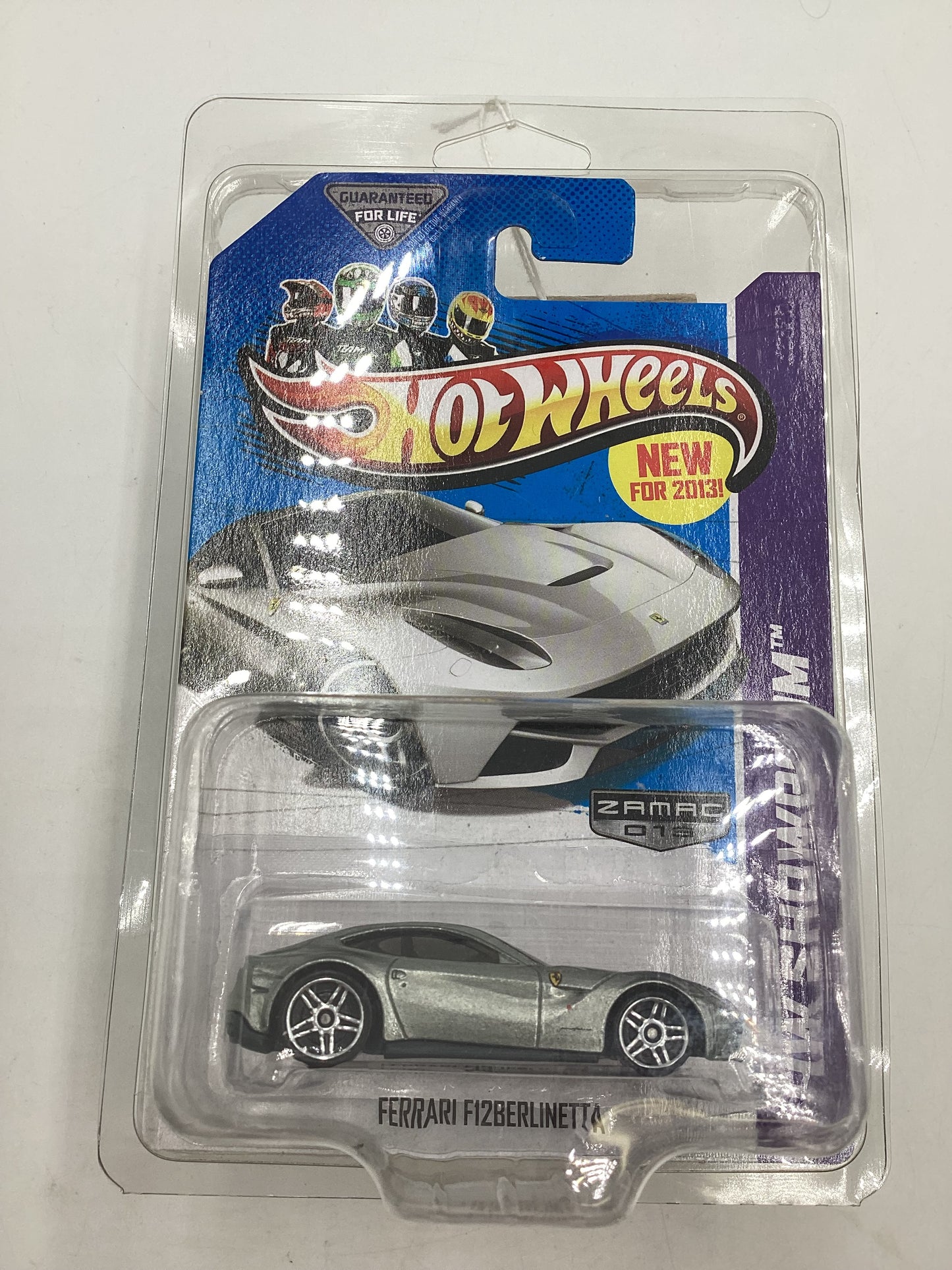 2013 Hot Wheels #174 Zamac FerrariF12Berlinetta with protector