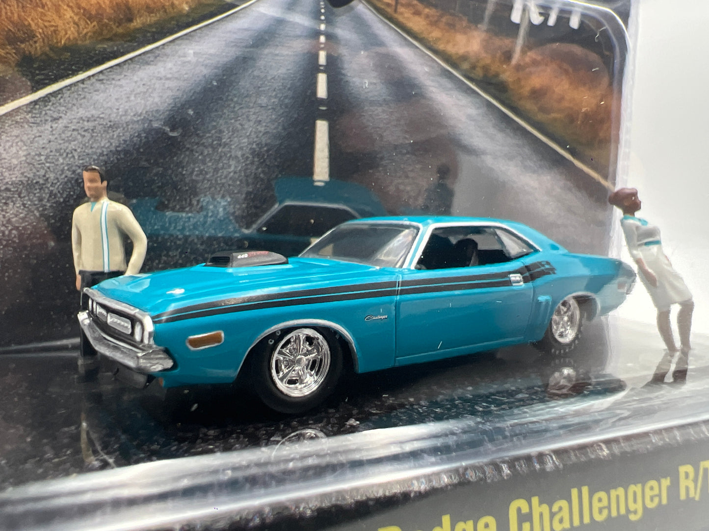 M2 Machines Diorama R20 1971 Dodge Challenger R/T Blue