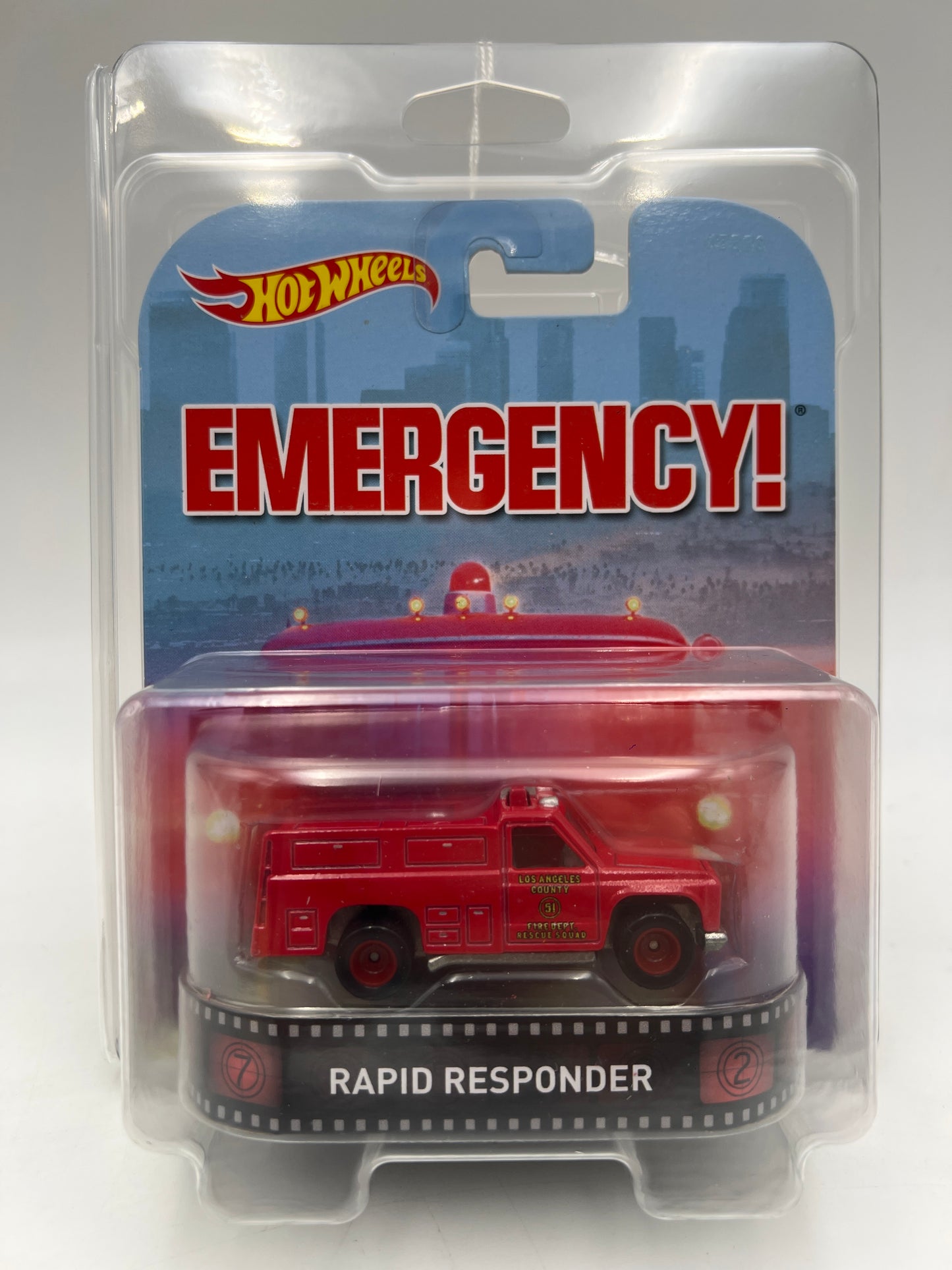 Hot Wheels Retro Entertainment Emergency! Rapid Responder Red W/Protector 2
