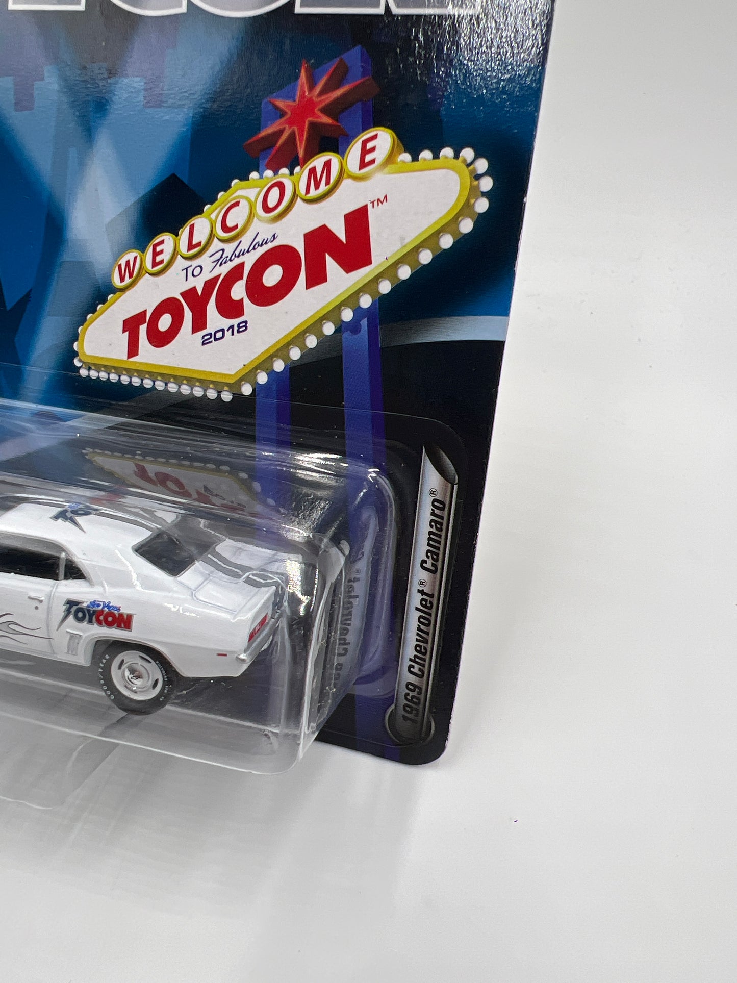 Johnny Lightning 2018 Las Vegas Toycon 1969 Chevy Camaro 227D