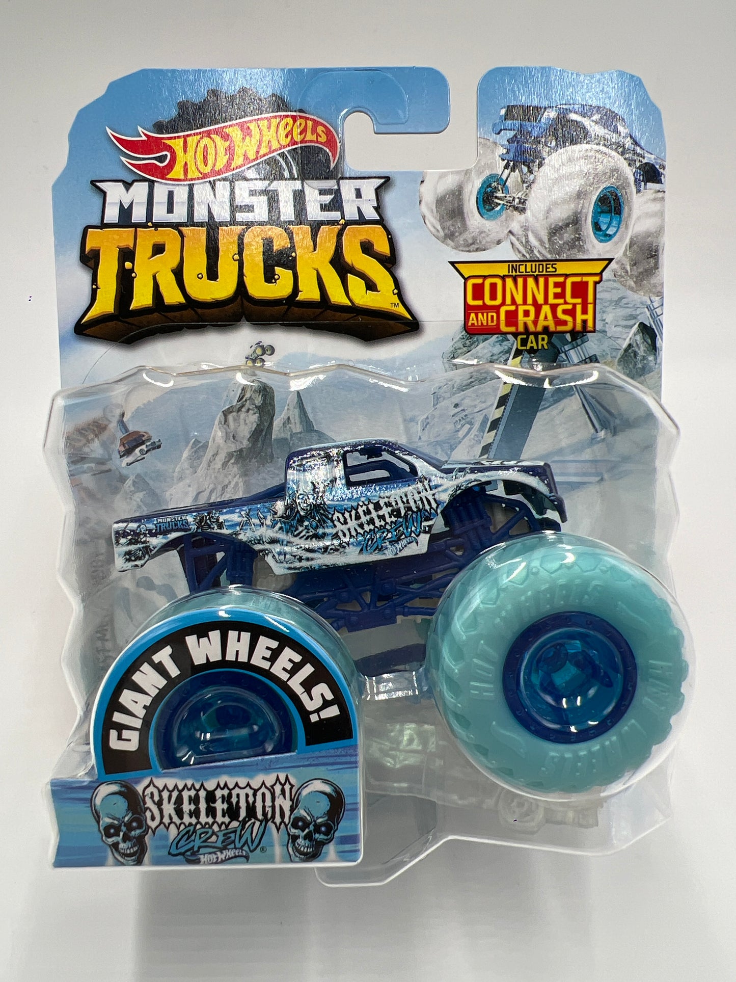 Hot Wheels Monster Trucks Blizzard Bashers Skeleton Crew W/Protector