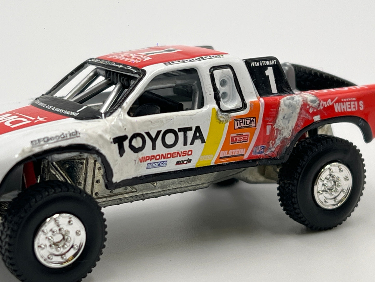 Hot Wheels 100% Black Box Premium Toyota Baja Truck White Loose Paint Damage/Touch Up