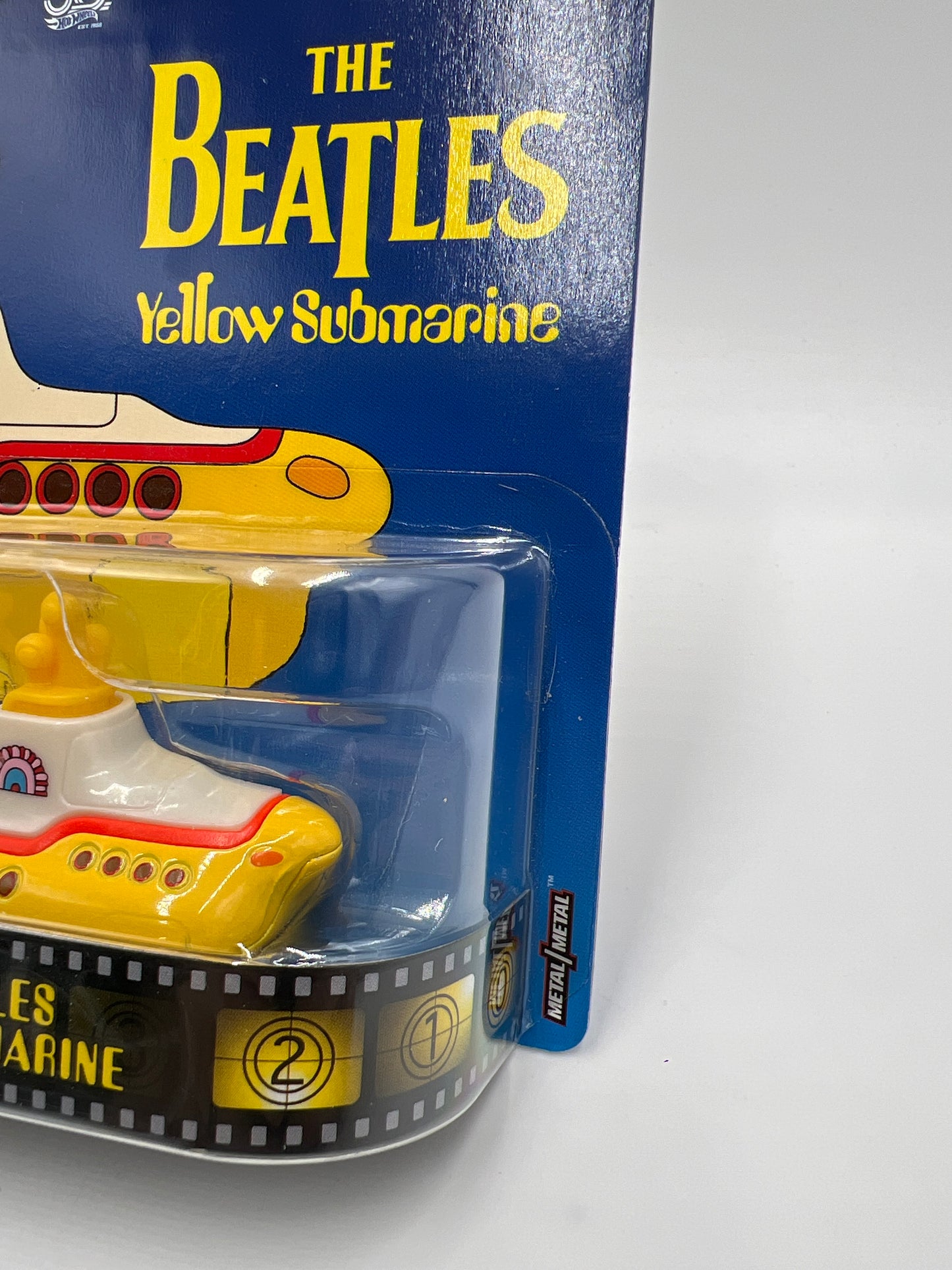 Hot Wheels Premium Retro Entertainment The Beatles Yellow Submarine