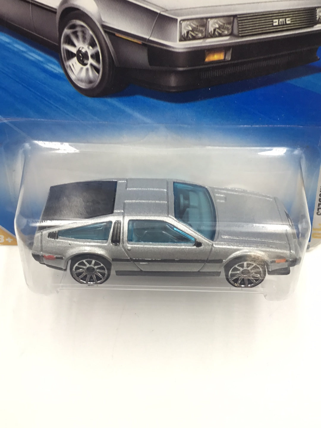 2010 Hot Wheels #5 81 DeLorean DMC-12 silver W1