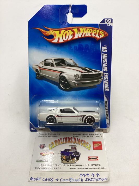 2009 Hot Wheels #085 65 Ford Mustang Fastback 19F