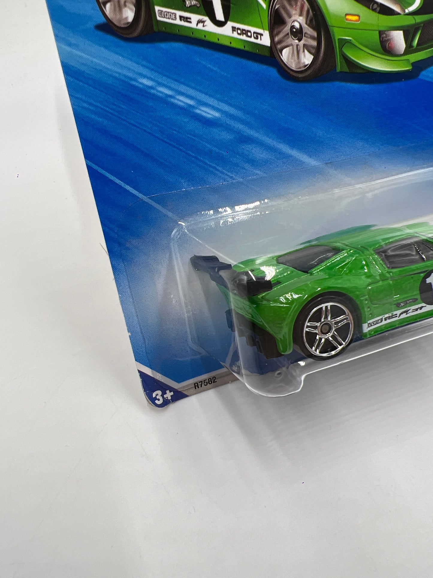 2010 Hot Wheels Racing #157 Ford GT LM Green 27C