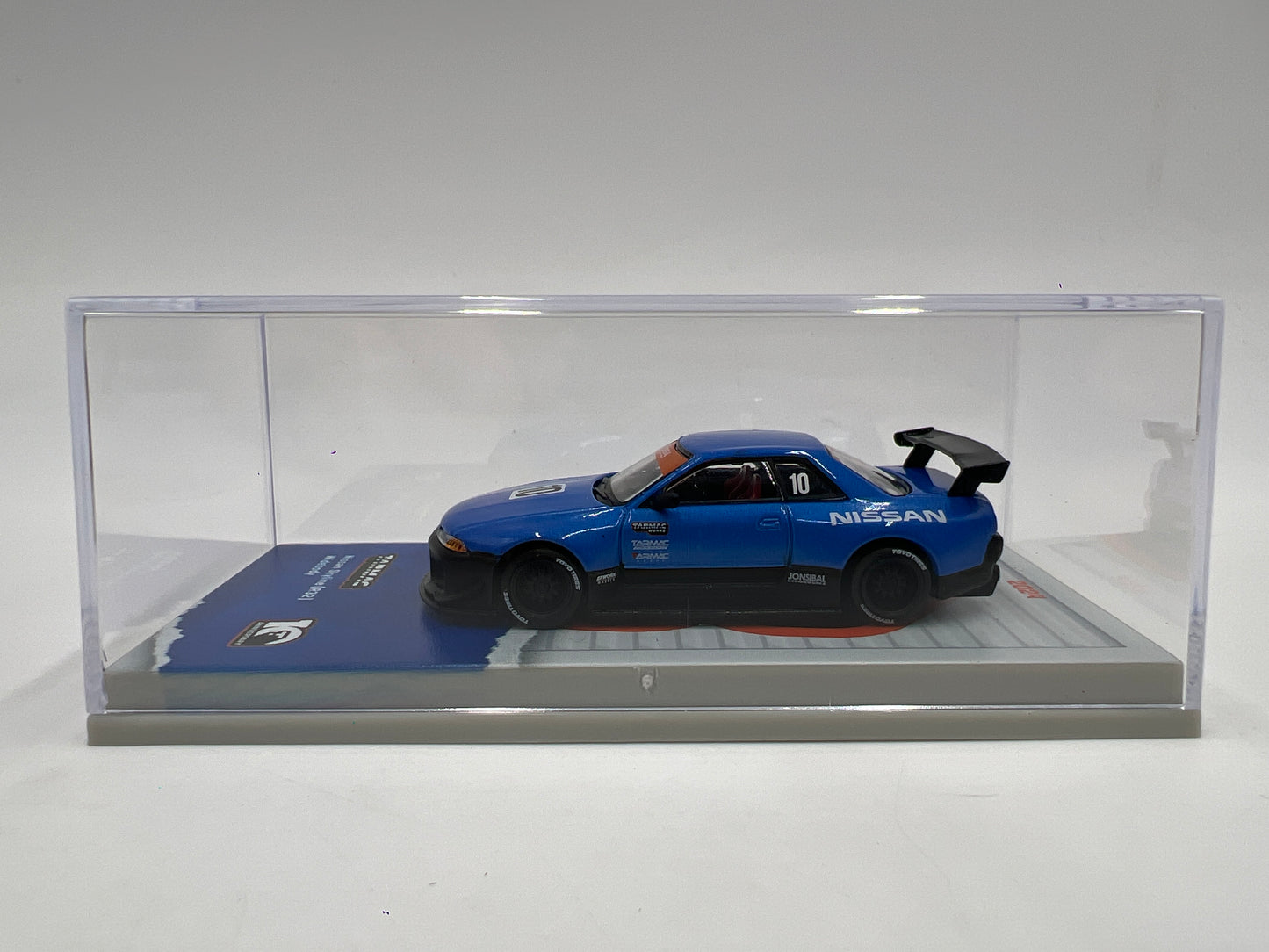 Tarmac Works 10th Anniversary Nissan Skyline R32 Widebody Jonsibal Blue/Black