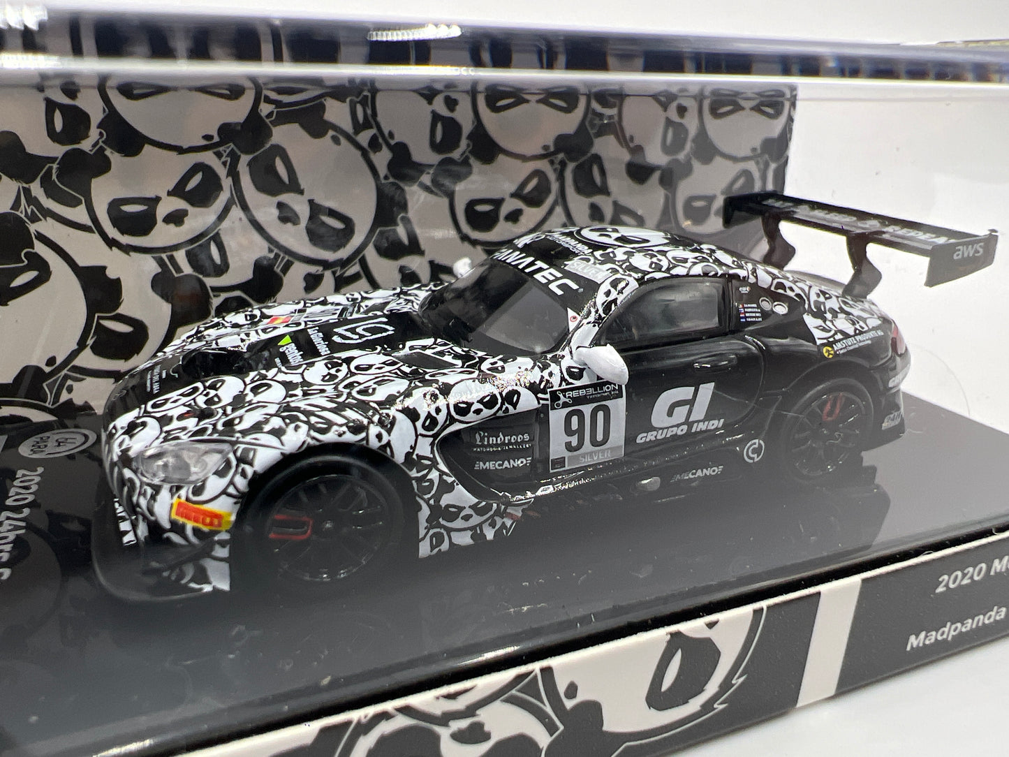 Para64 1:64 Scale Diecast Madpanda Motorsport #90 2020 Mercedes-AMG GT3 Black/White