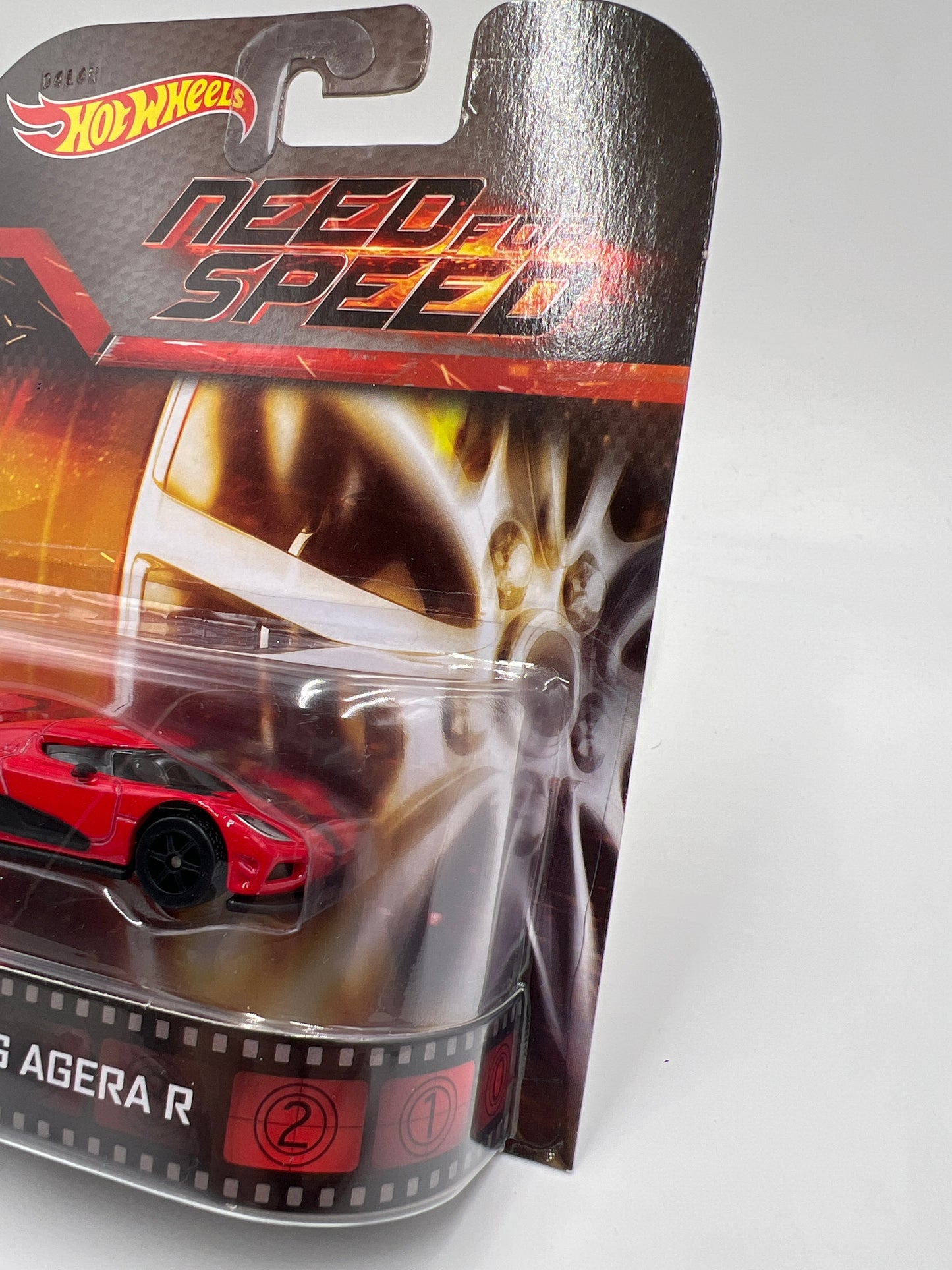 Hot Wheels Premium Retro Entertainment Need For Speed Koenigsegg Agera R Red W/Protector