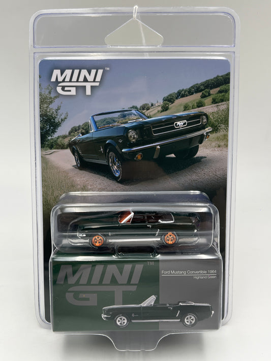 Mini GT #1166 CHASE Ford Mustang Convertible 1964 Green