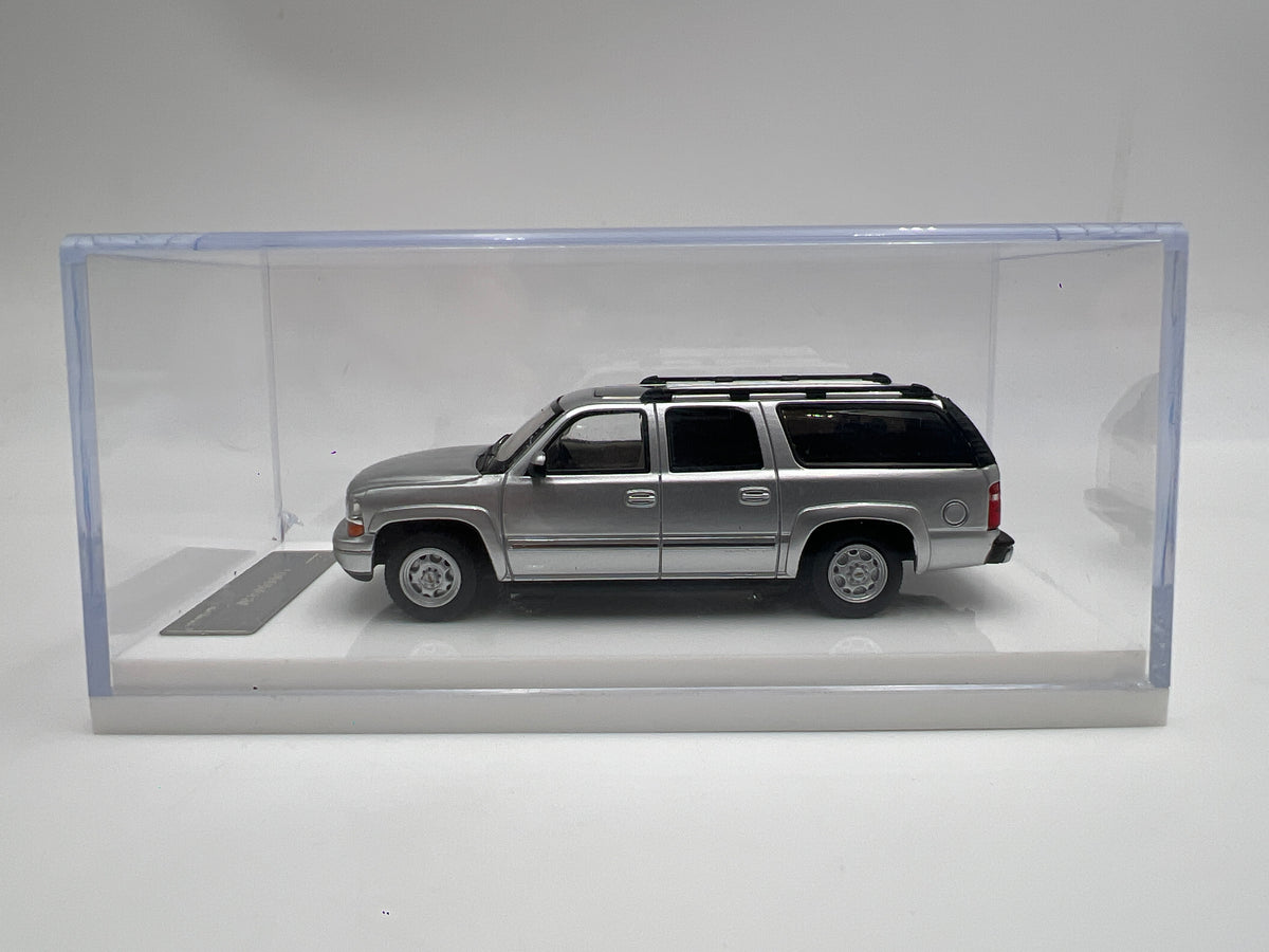 MK Miniatures 1/64 Scale 2003 Chevrolet Suburban Silver Loose Rear Seat
