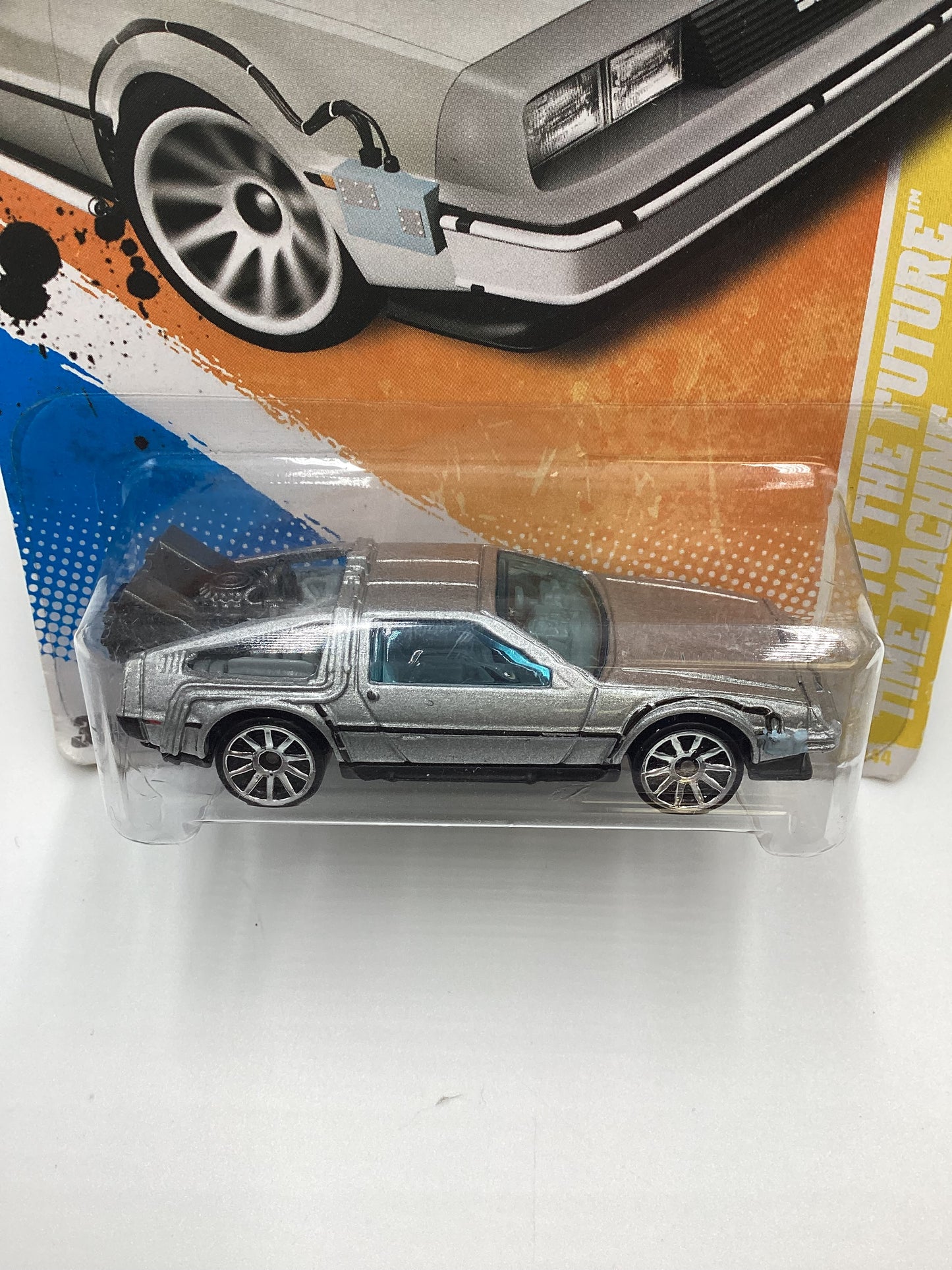 2011 Hot Wheels #18 Back to the Future Time Machine Silver 119B