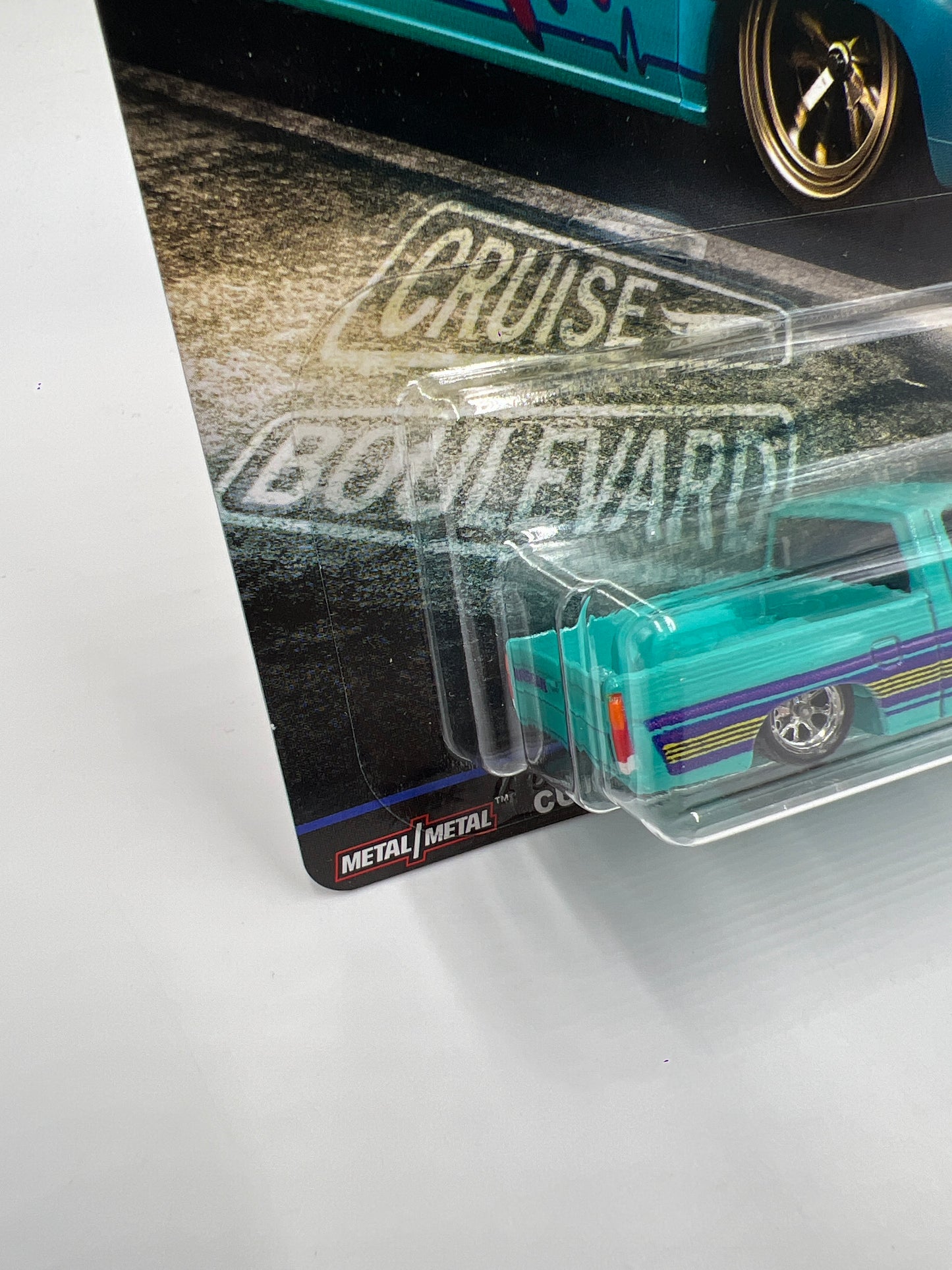 Hot Wheels Premium Cruise Boulevard #4 Custom 93 Nissan Hardbody D21 Light Blue W/Protector
