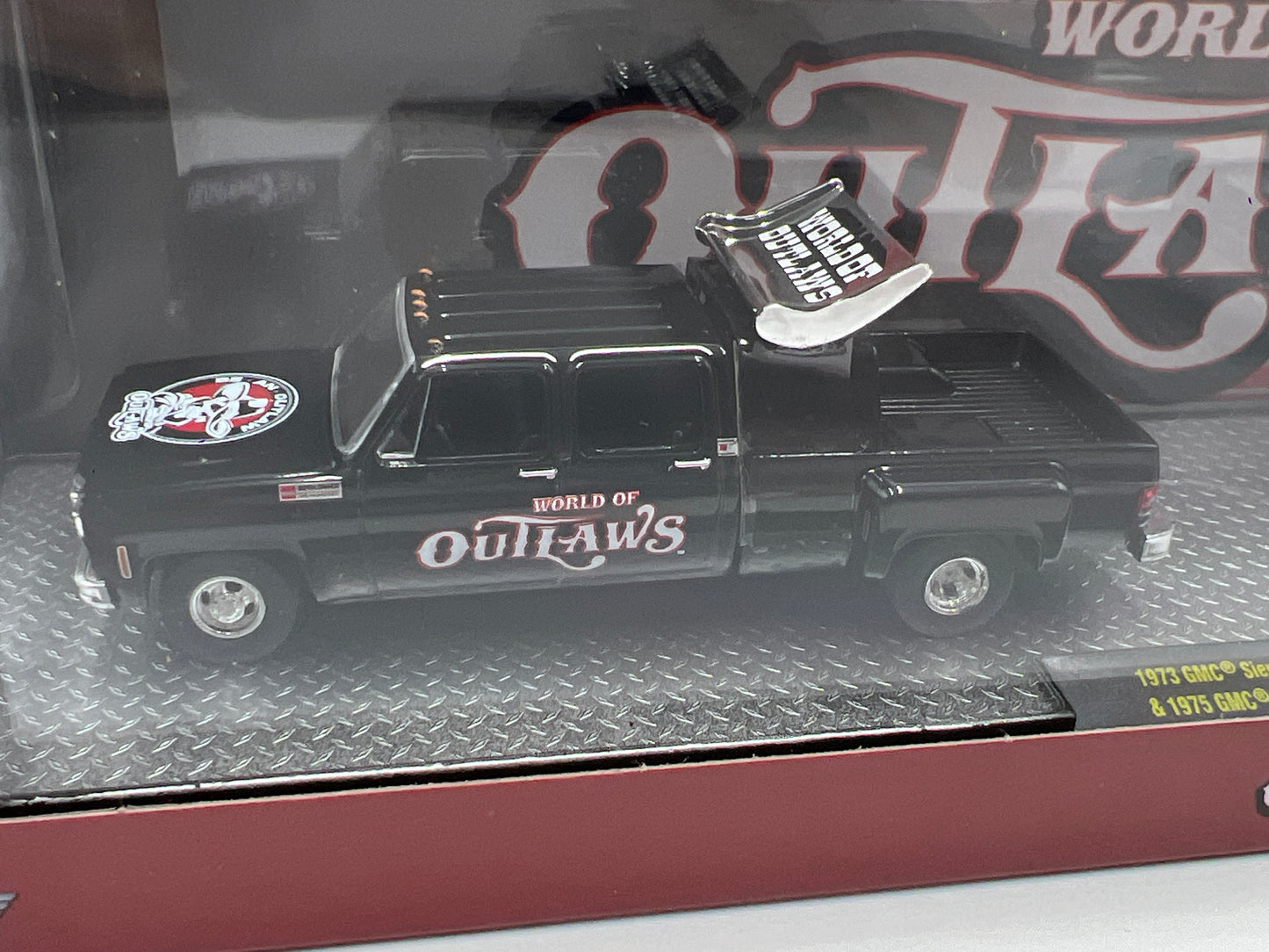 2024 M2 Machines World of Outlaws Hauler R77 1973 GMC Sierra 3500 & 1975 GMC Jimmy Sierra Grande 15