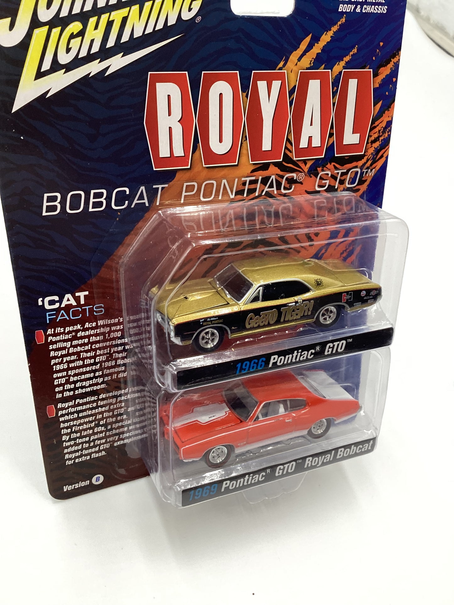 Johnny Lightning Royal Bobcat Pontiac GTO Release 2 Version B 1966 Pontiac GTO Gold/ Black 1969 Pontiac GTO Royal Bobcat Orange 231D