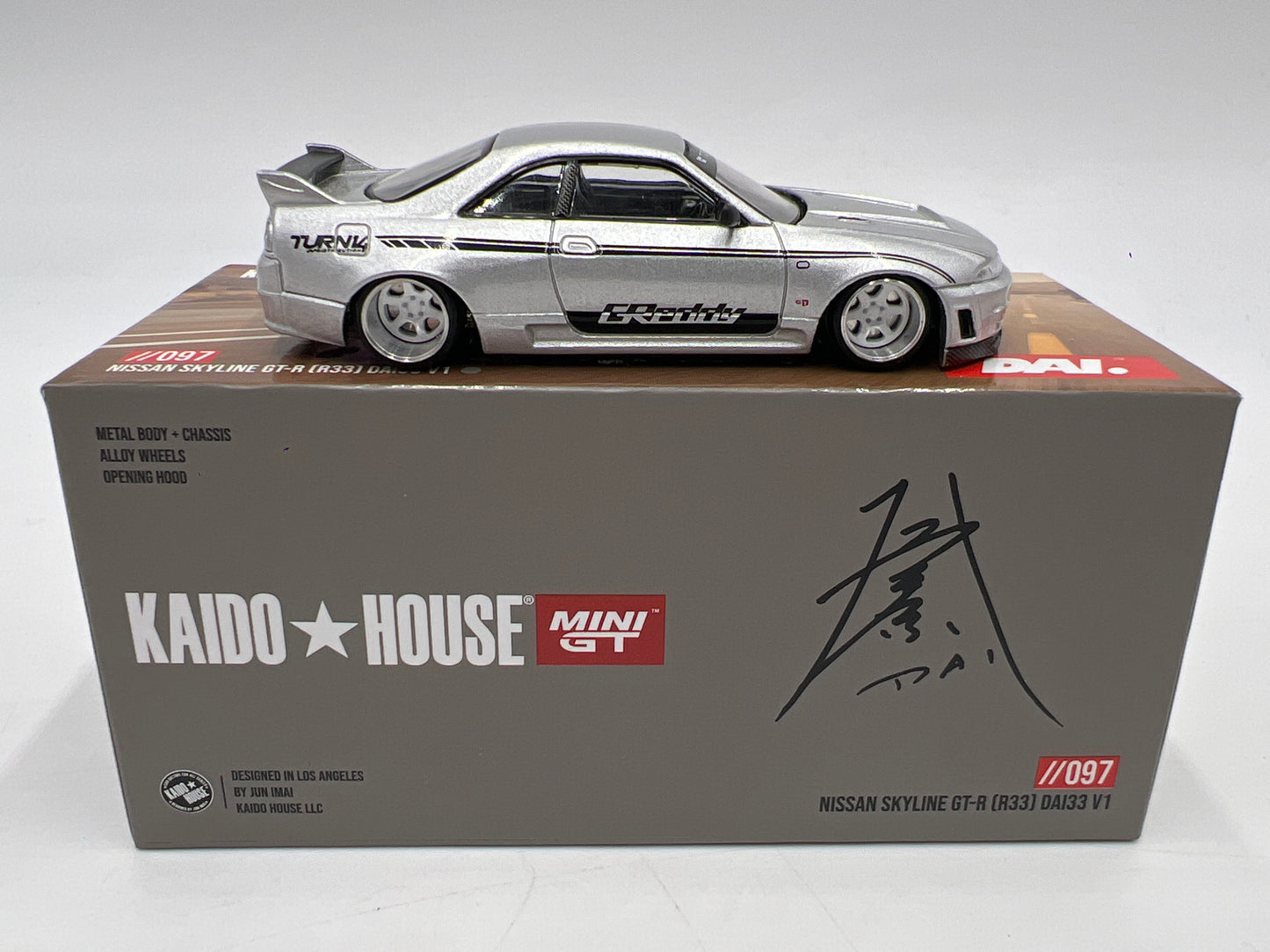 Mini GT Kaido House #097 Nissan Skyline GT-R R33 DAI33 V1 Silver