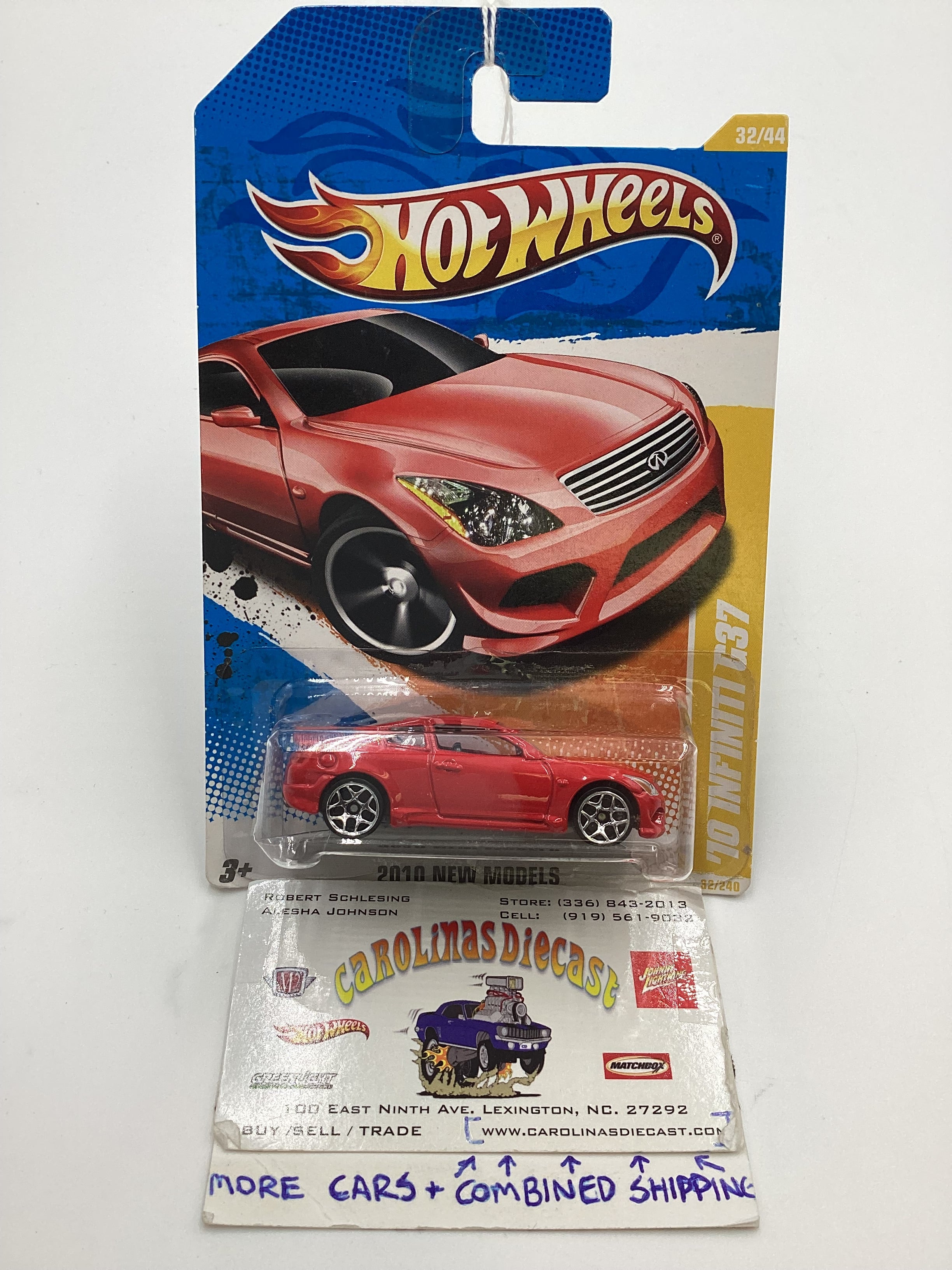 2010 Hot Wheels #32 10 Infiniti G37 Red *Infinity on base* (SR