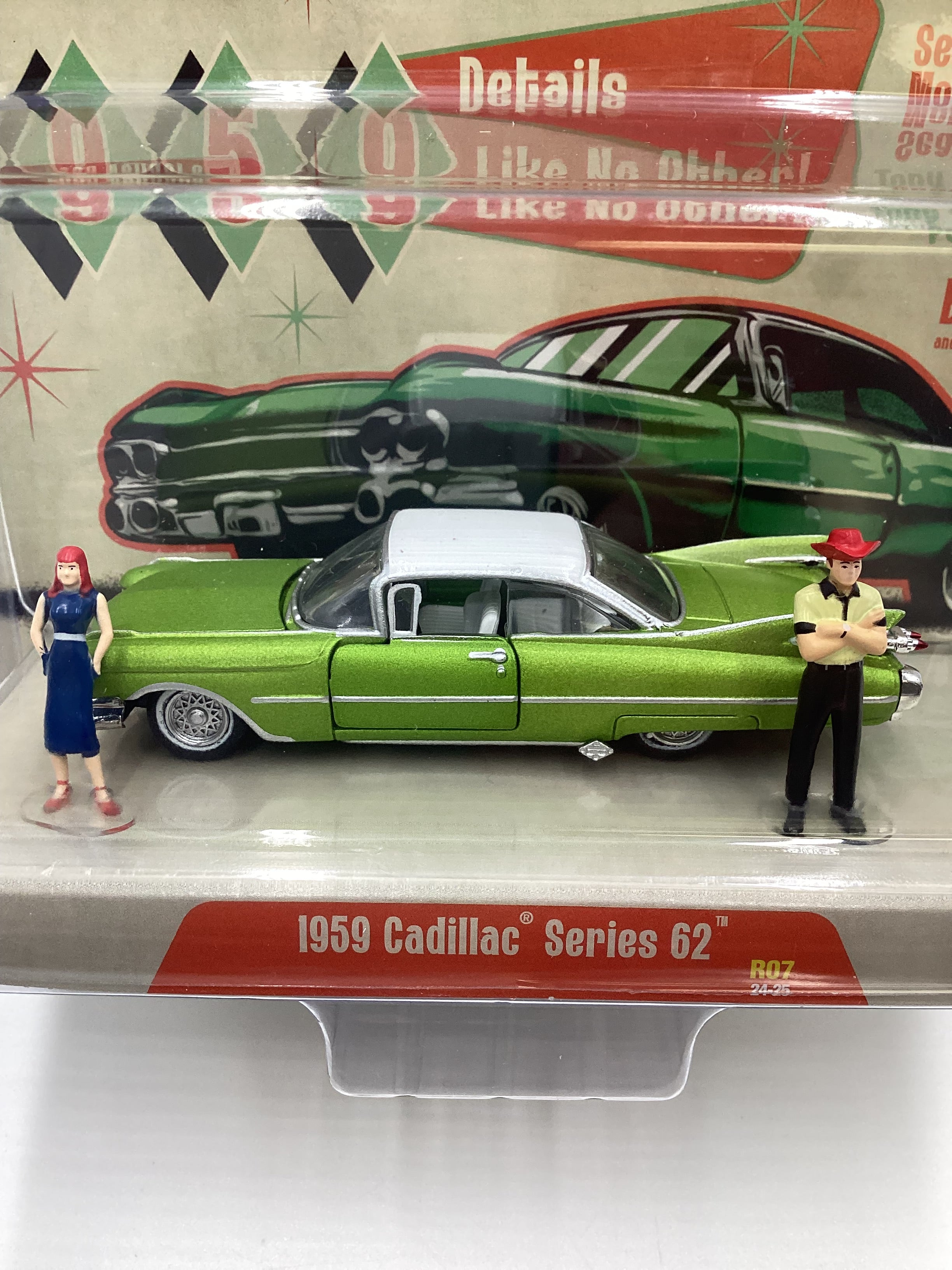 M2 Machines Diorama 1959 Cadillac Series 62 Green R07 199F