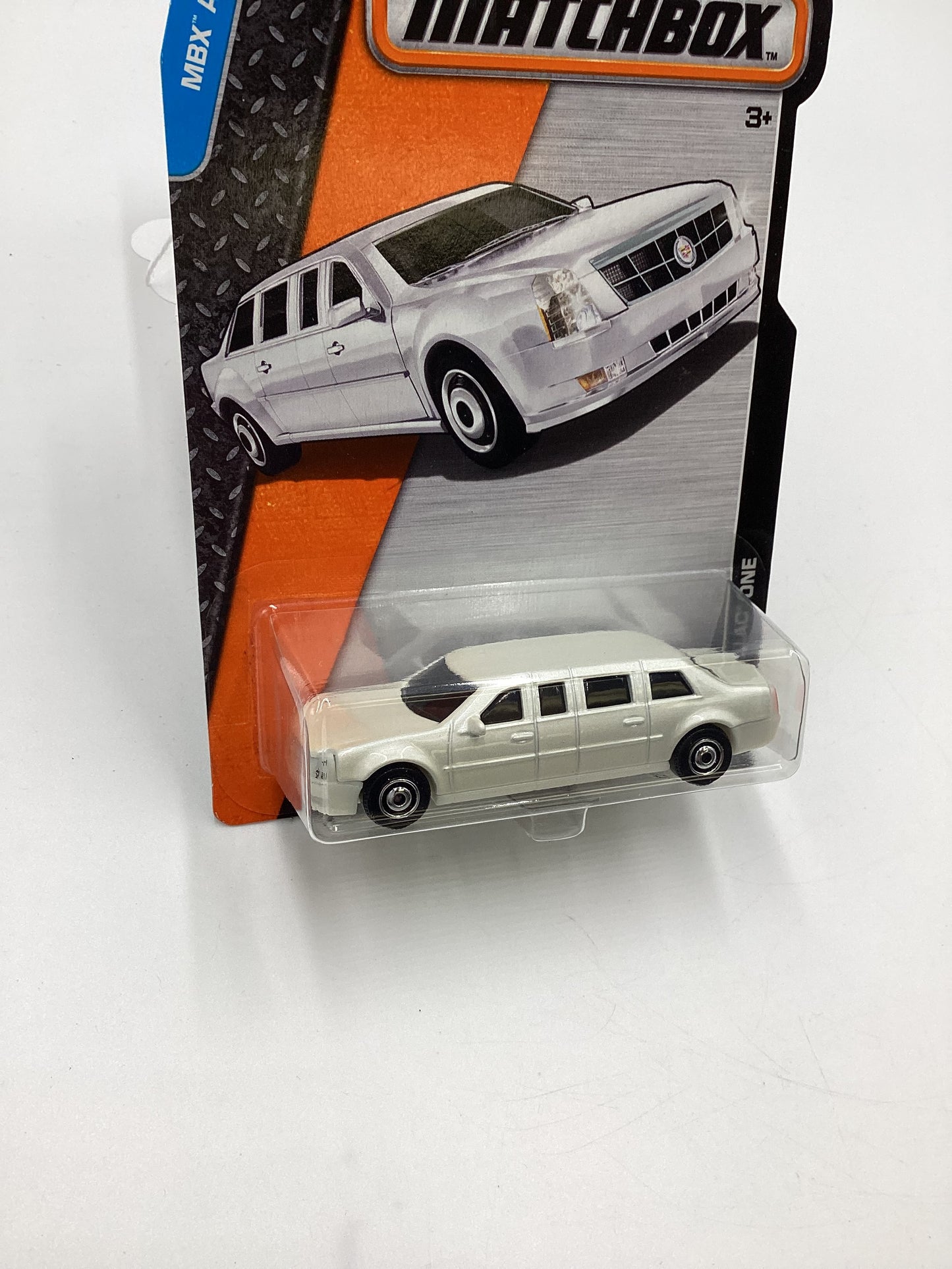 Matchbox Mbx Adventure City #10 Cadillac One White 209A