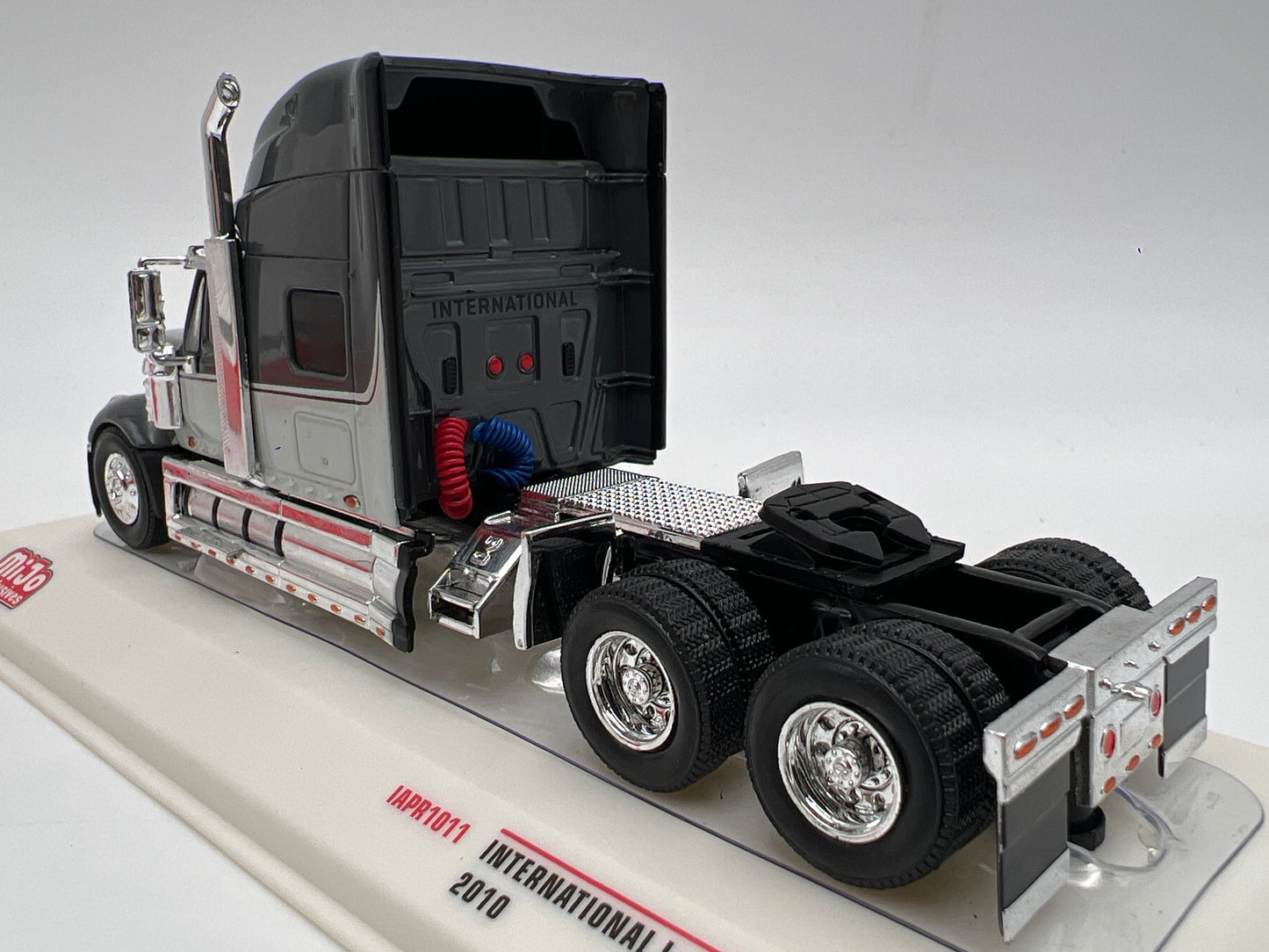 IXO Models 1/64 Mijo International Lonestar Grey 2 Tone Limited E.BK