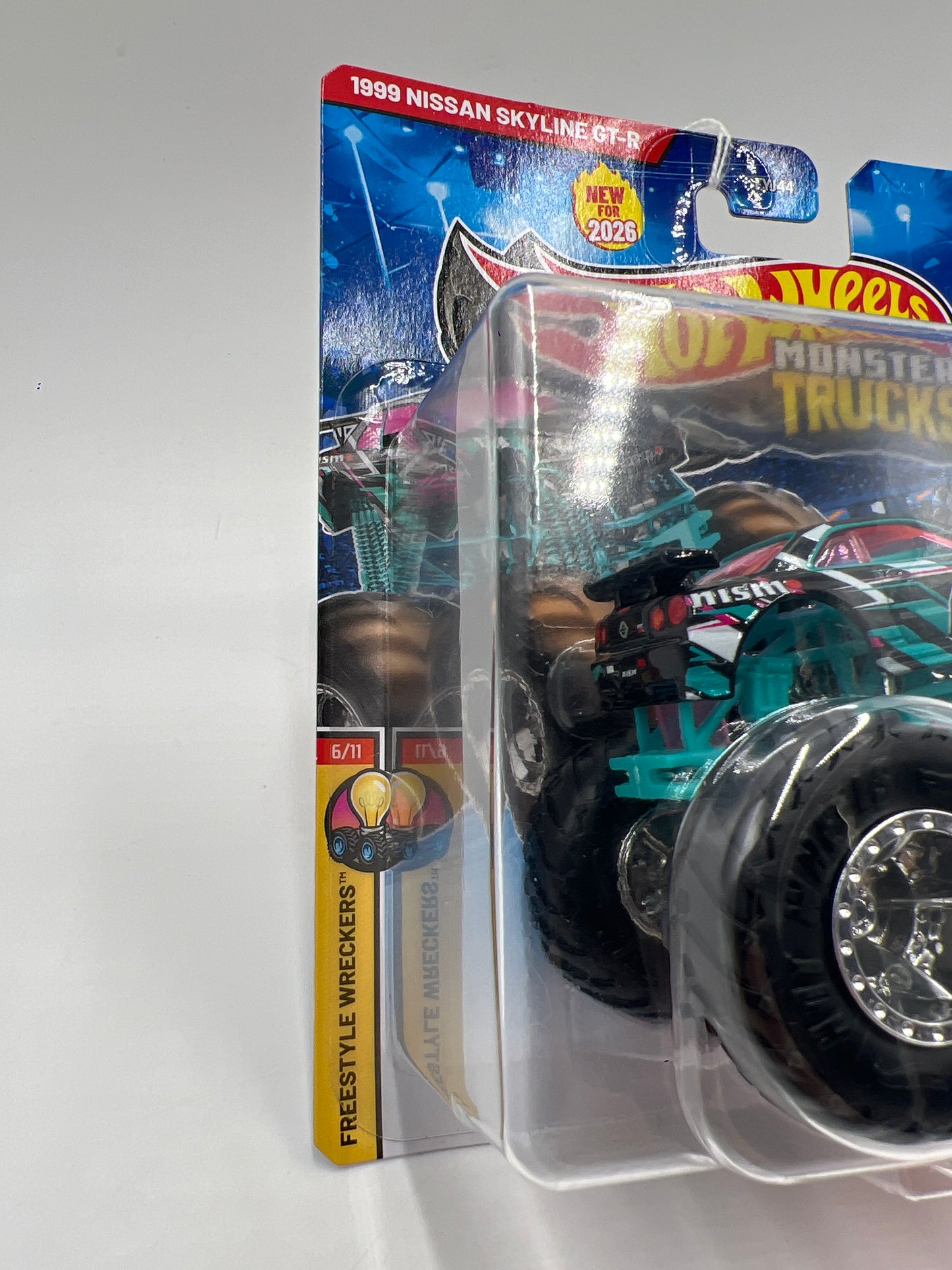 2026 Hot Wheels Monster Trucks Freestyle Wreckers #6 1999 Nissan Skyline GT-R 126B