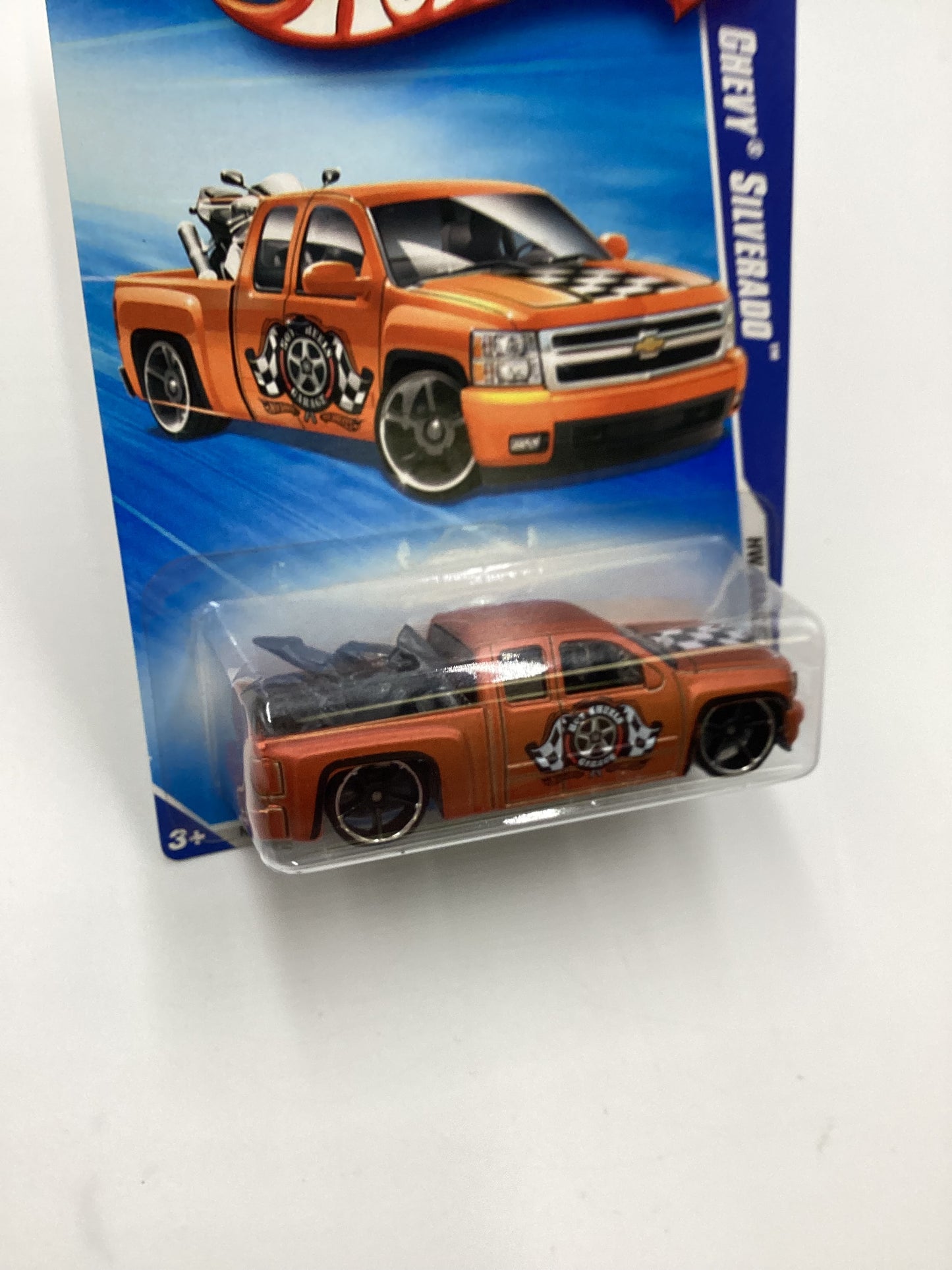 Hot Wheels 2010 #070 Chevy Silverado Orange (SR)