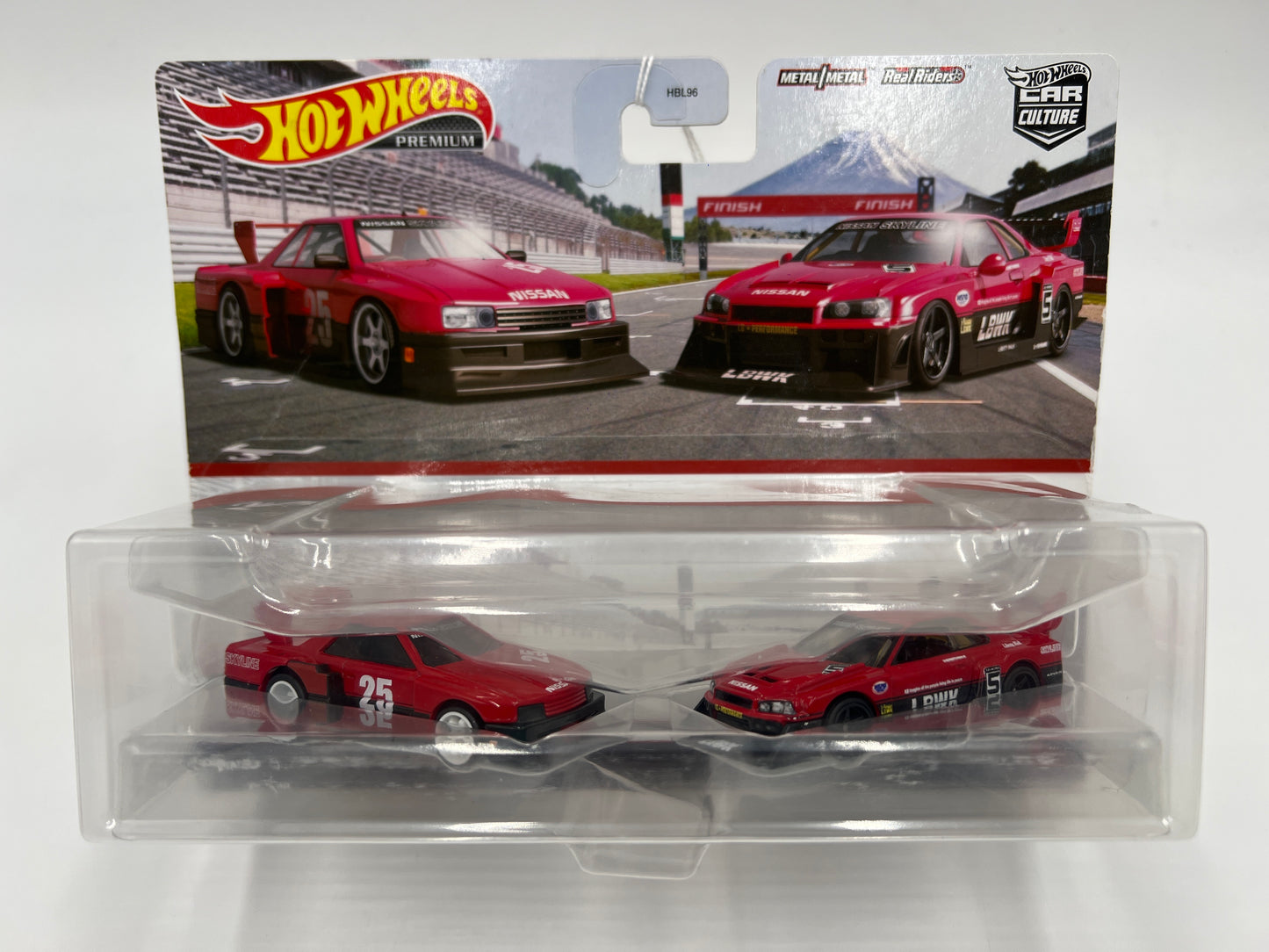 Hot Wheels Premium Target 2 Pack Nissan Skyline Silhouette & LB-ER34 Super Silhouette Nissan Skyline Bad Card