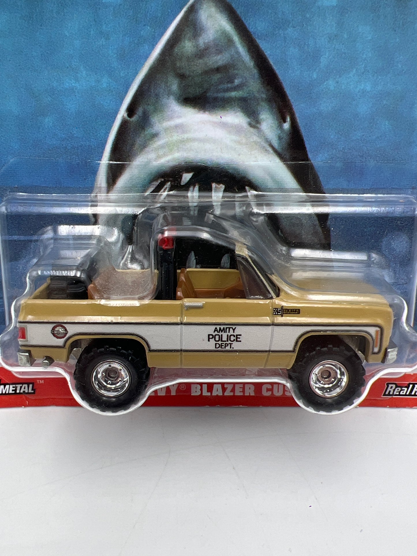 Hot Wheels Premium Jaws 1975 Chevy Blazer Custom W/Protector