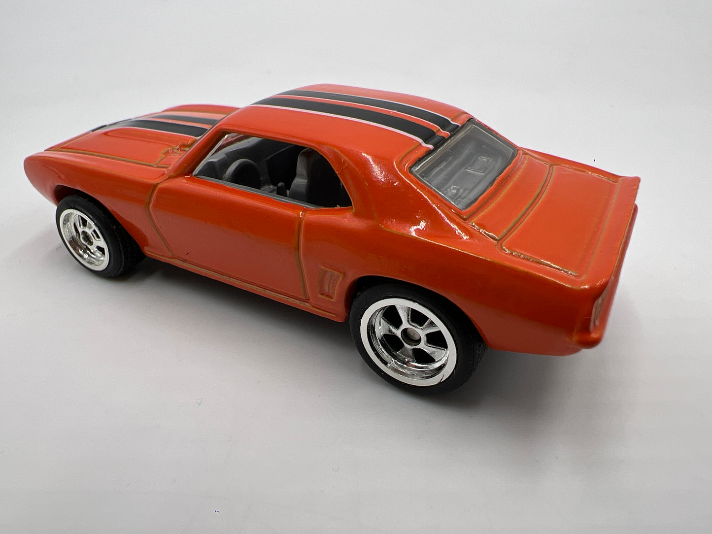 Hot Wheels Larrys Garage Premium 69 Camaro Orange Loose