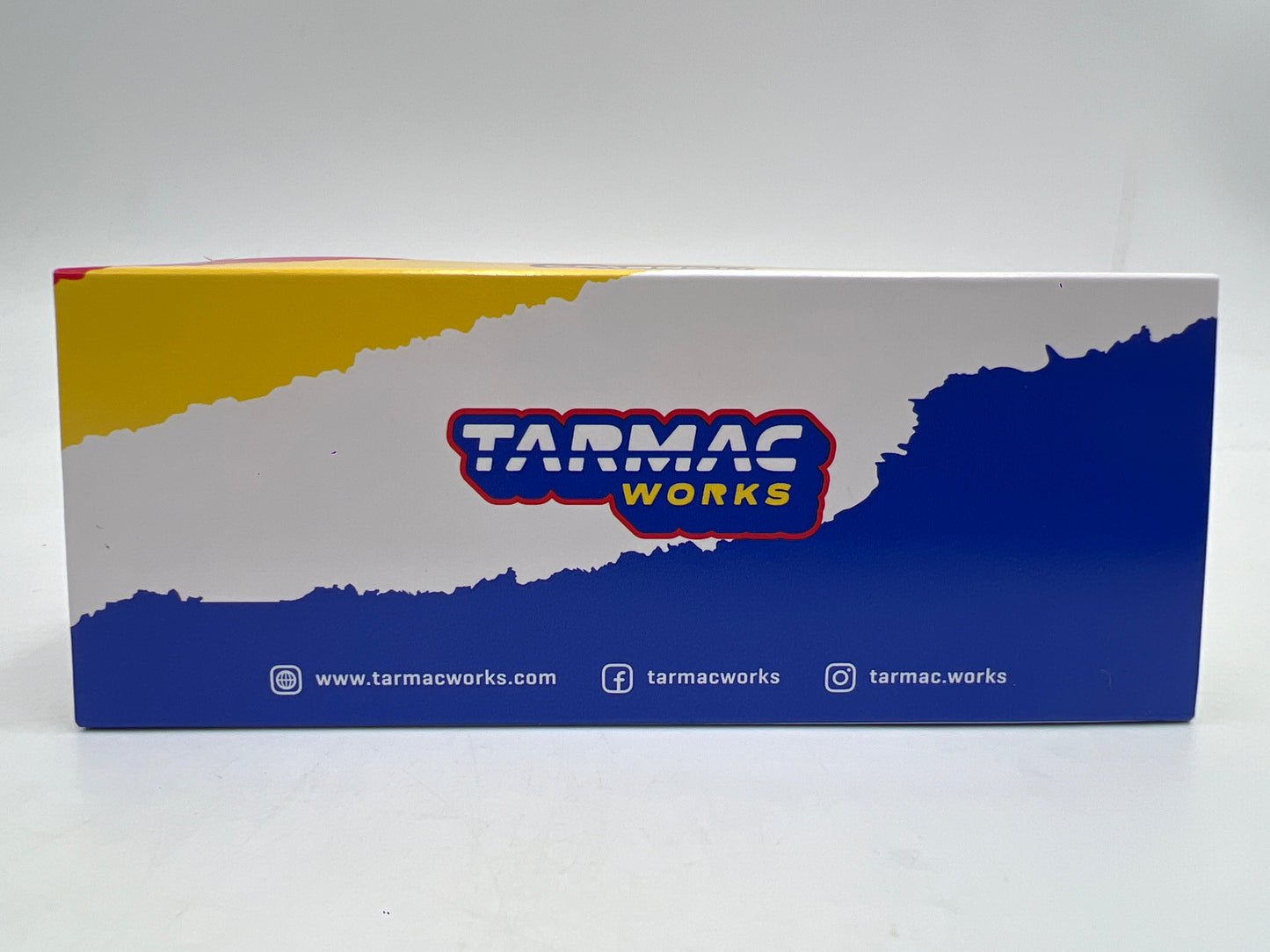 Tarmac Works x Hobby64 Audi A4 Quattro DHL Super Tourenwagen Cup 1998