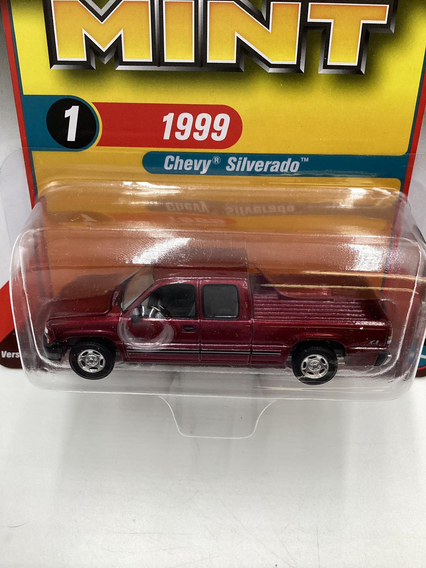 Racing Champions Mint #1 Release 1 Version B 1999 Chevy Silverado Red