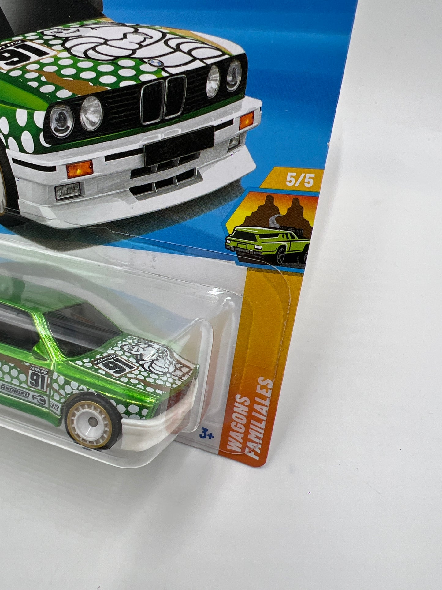 2025 Hot Wheels Super Treasure Hunt #245 BMW M3 Wagon Green W/Protector Intl Card