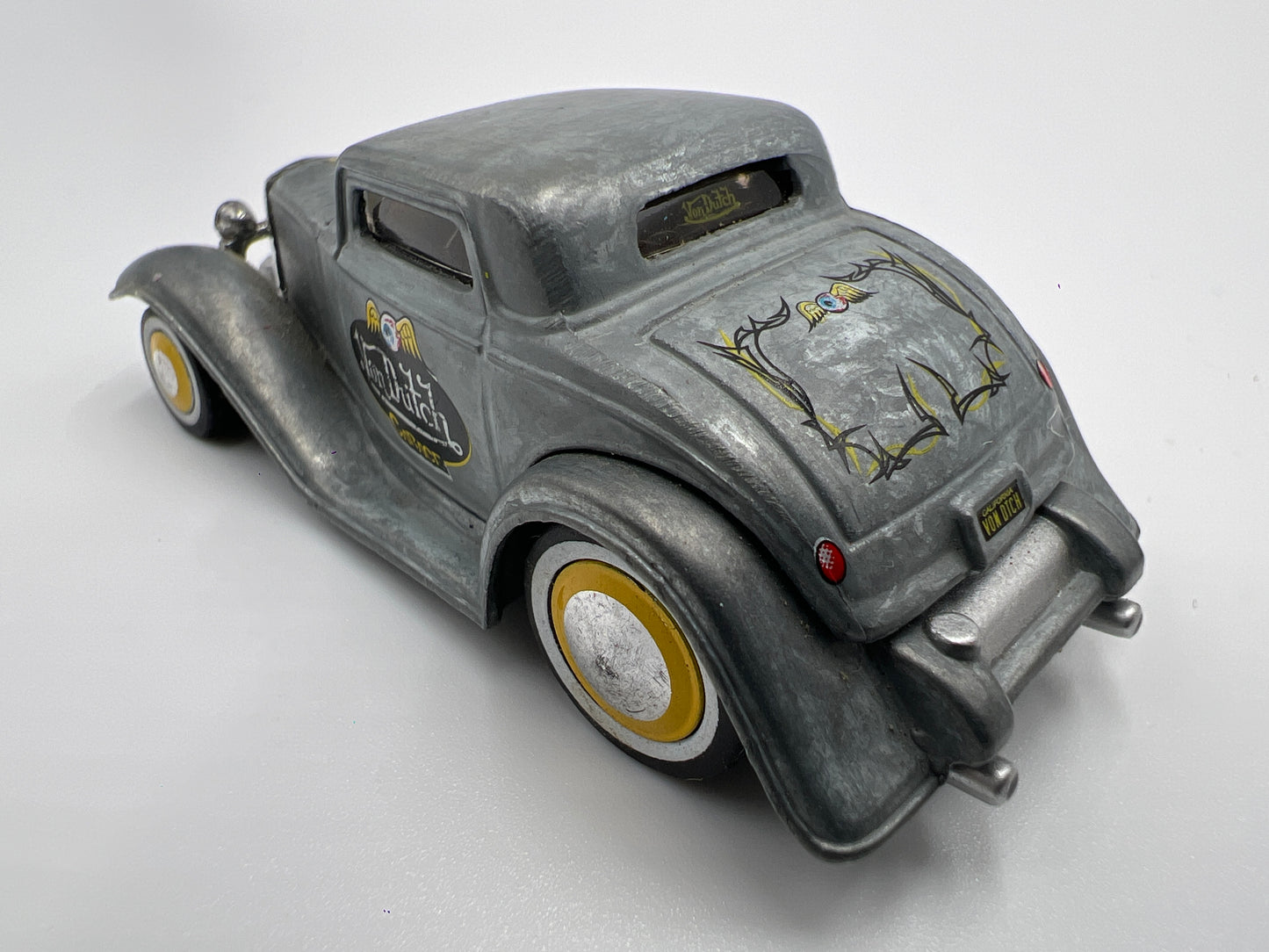 Jada Toys Von Dutch 1932 Ford Raw Metal Loose