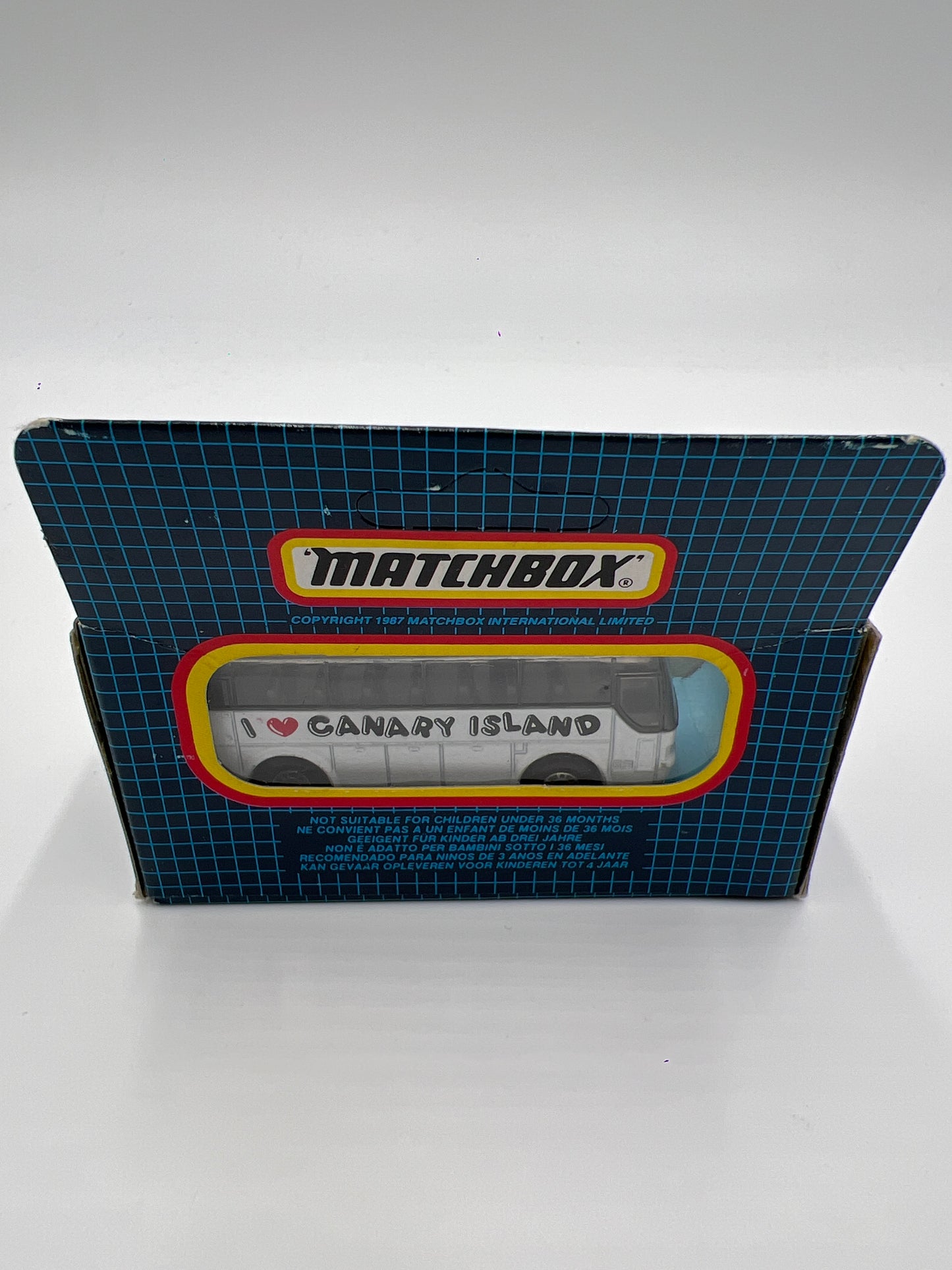 Matchbox Unpunched #67 Canary Island Ikarus Coach White