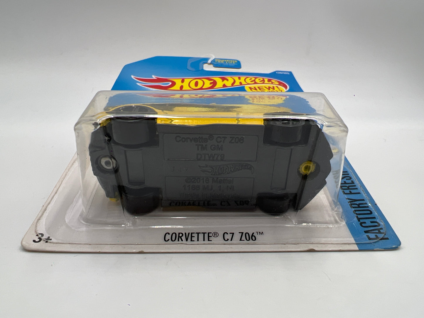 2017 Hot Wheels Factory Fresh #128 Corvette C7 Z06 Yellow 7C