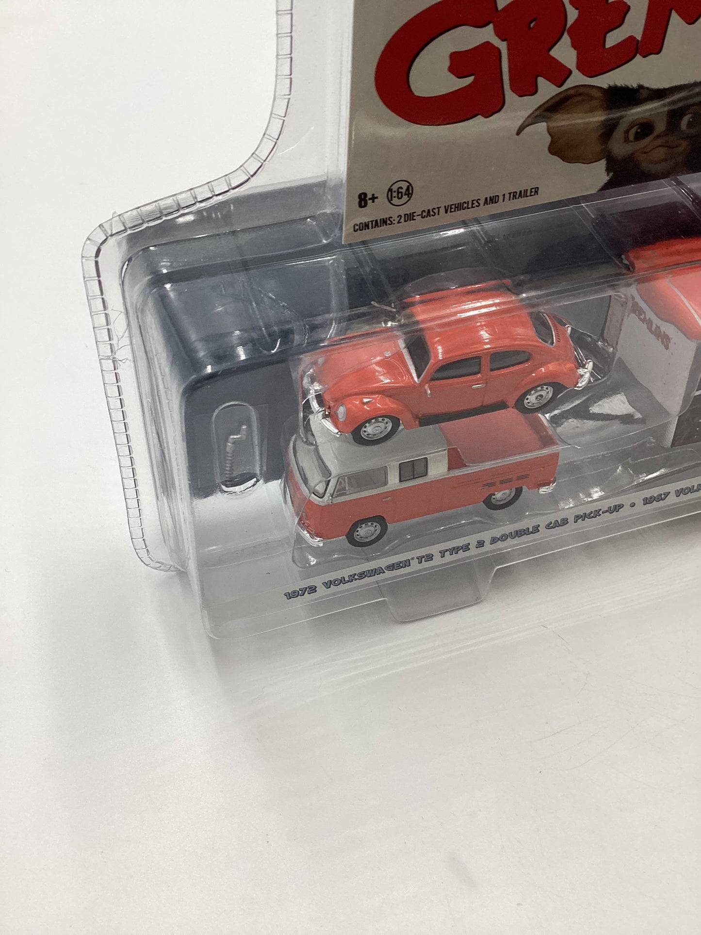 Greenlight Hollywood Hitch and Tow Gremlins 1972 Volkswagen T2 Type 2 Double Cab Pick Up 1967 Volkswagen Beetle Orange Blister Damage