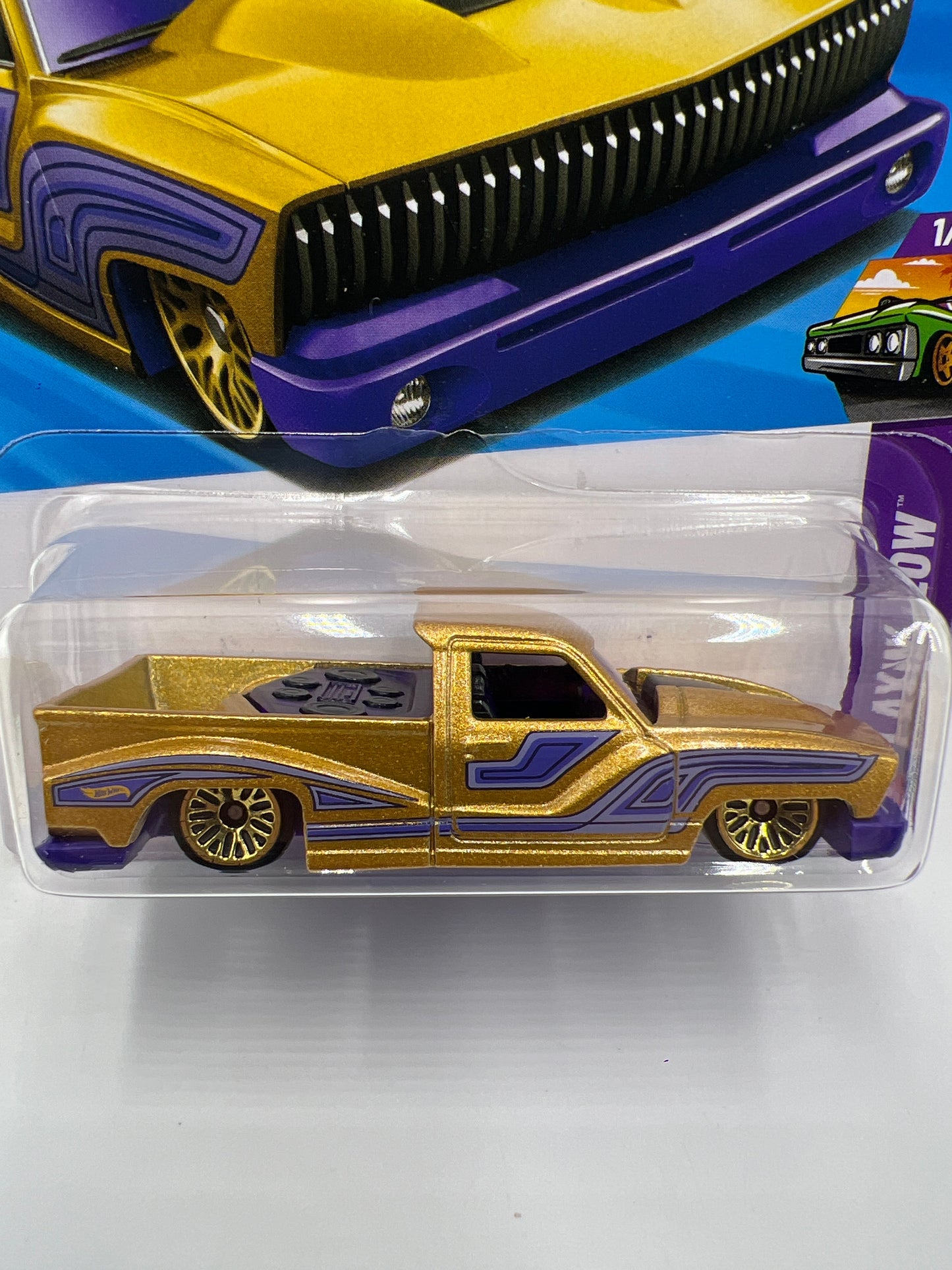 2026 Hot Wheels A Case Layin Low #17 Bounce’N Bass Gold 113i