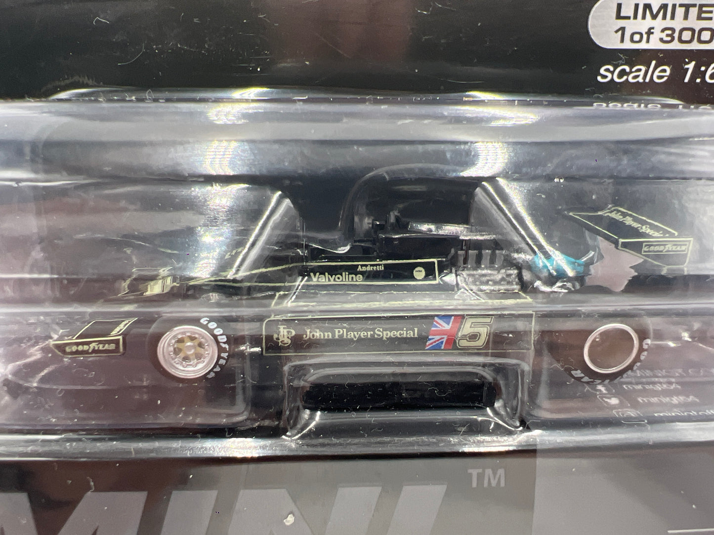 Mini GT Mijo Exclusives #489 Lotus 48 #5 1977 Presentation