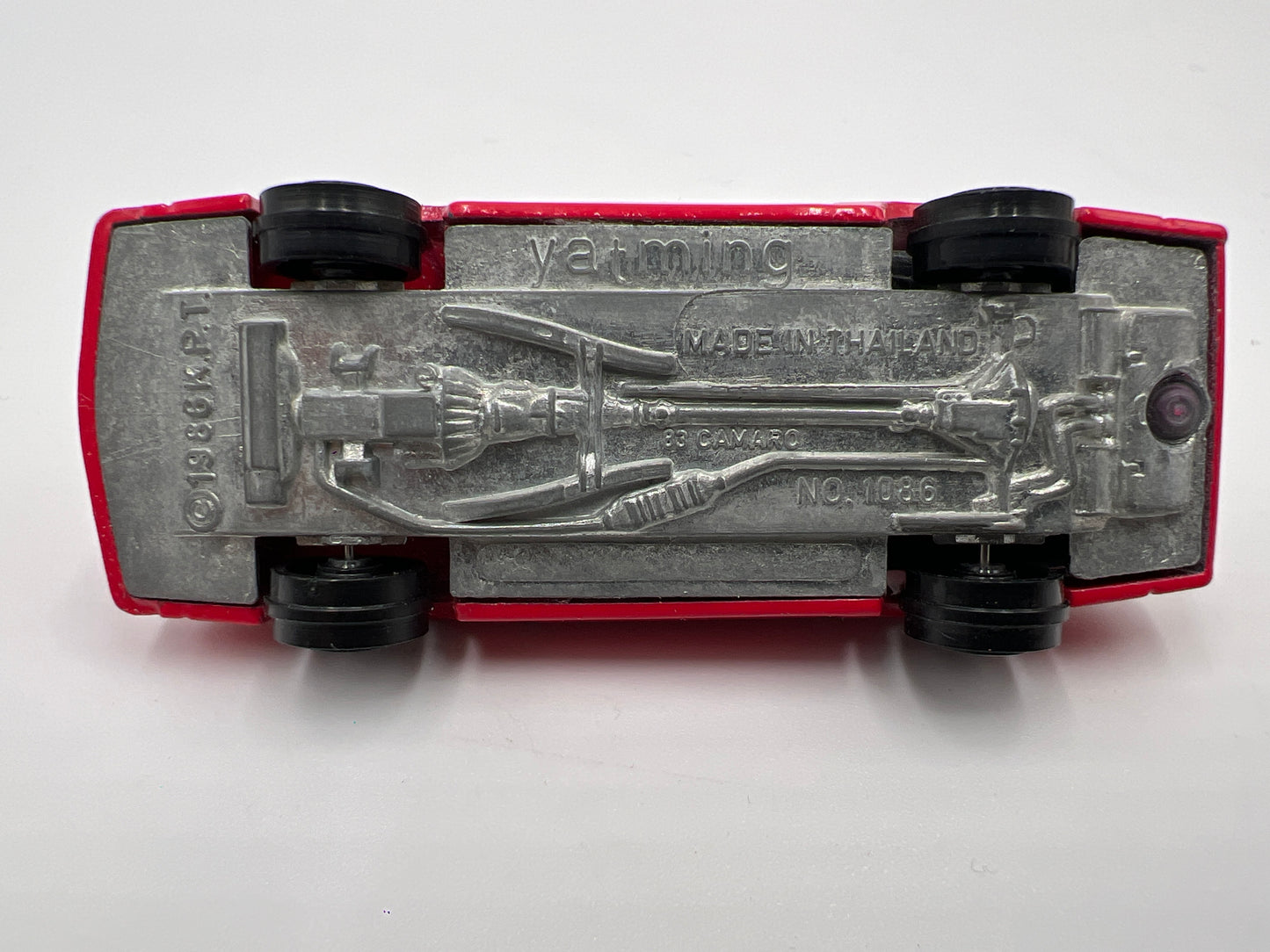 Yatming 1/64 1986 No. 1086 Mask 83 Camaro Red Loose