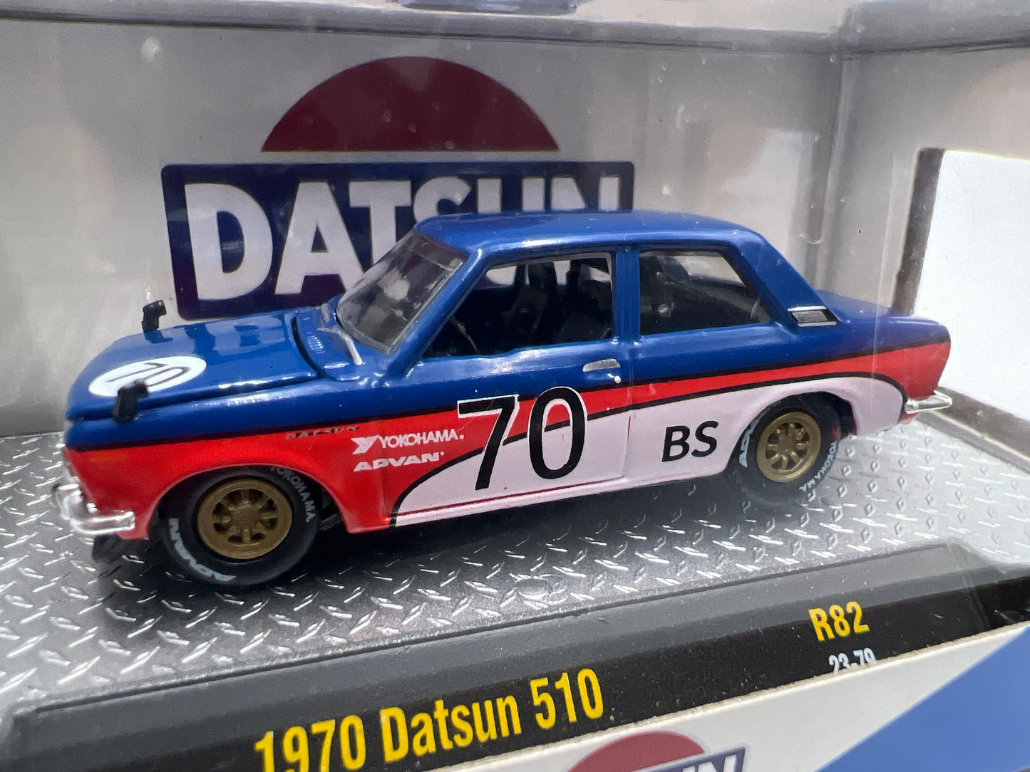 M2 Machines Auto-Thentics 1970 Datsun 510 R82