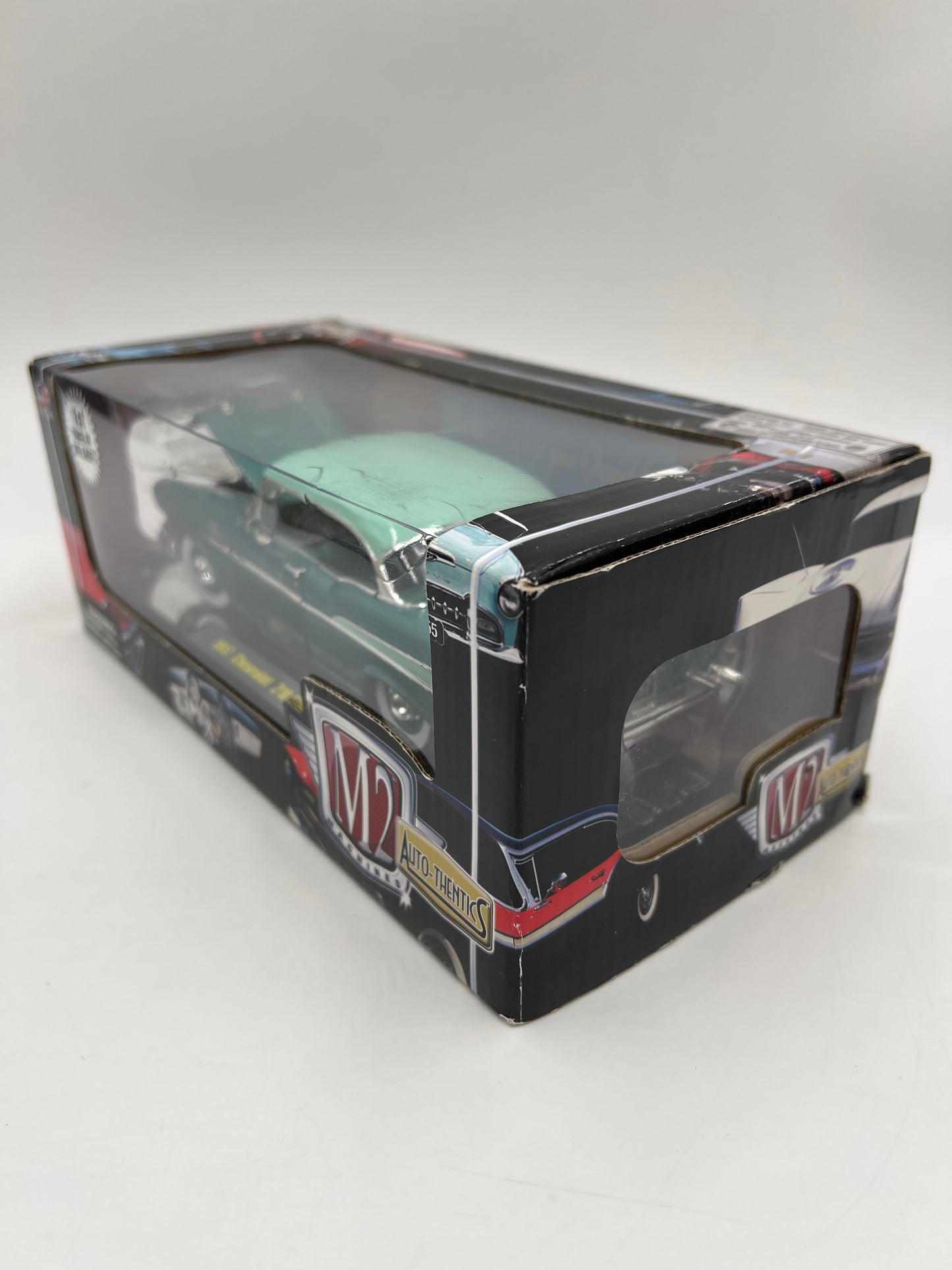 M2 Machines 1/24 CHASE? Auto-Thentics 1957 Chevrolet 210 Hardtop Green 08-06 VHTF