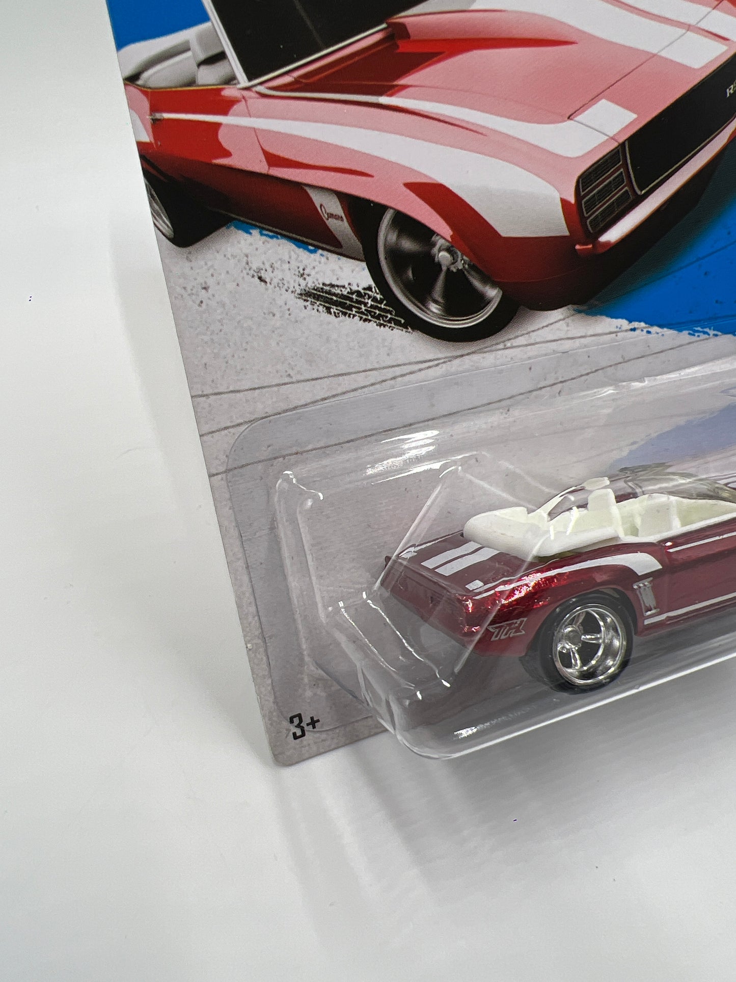 2013 Hot Wheels Super Treasure Hunt #197 69 Camaro Red W/ Protector
