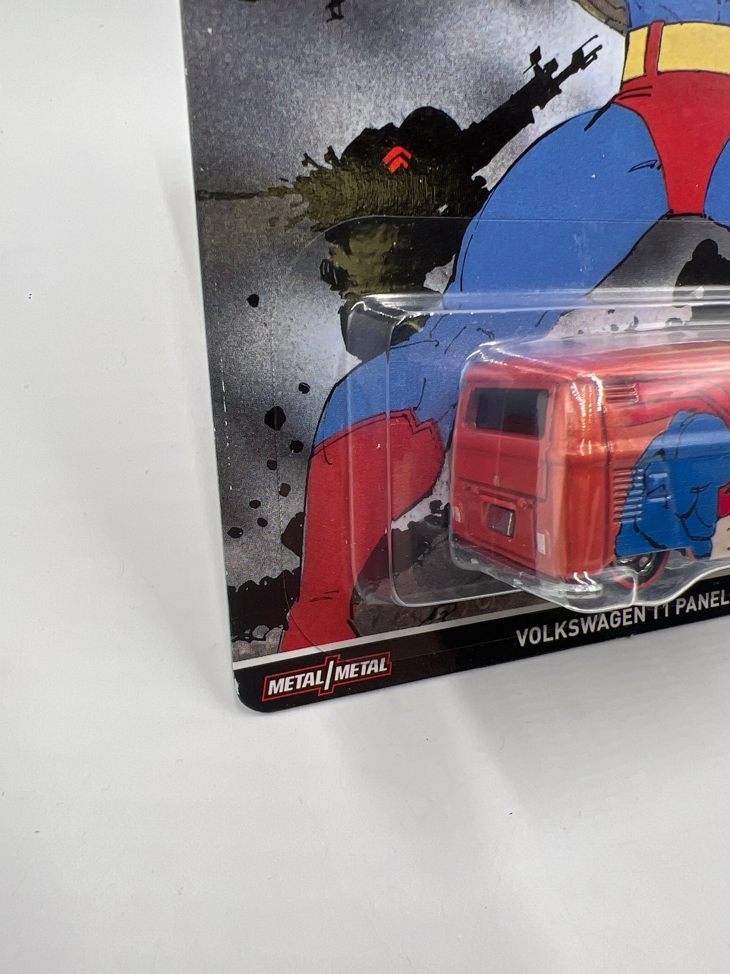 Hot Wheels Pop Culture DC Comics Volkswagen T1 Panel 270F