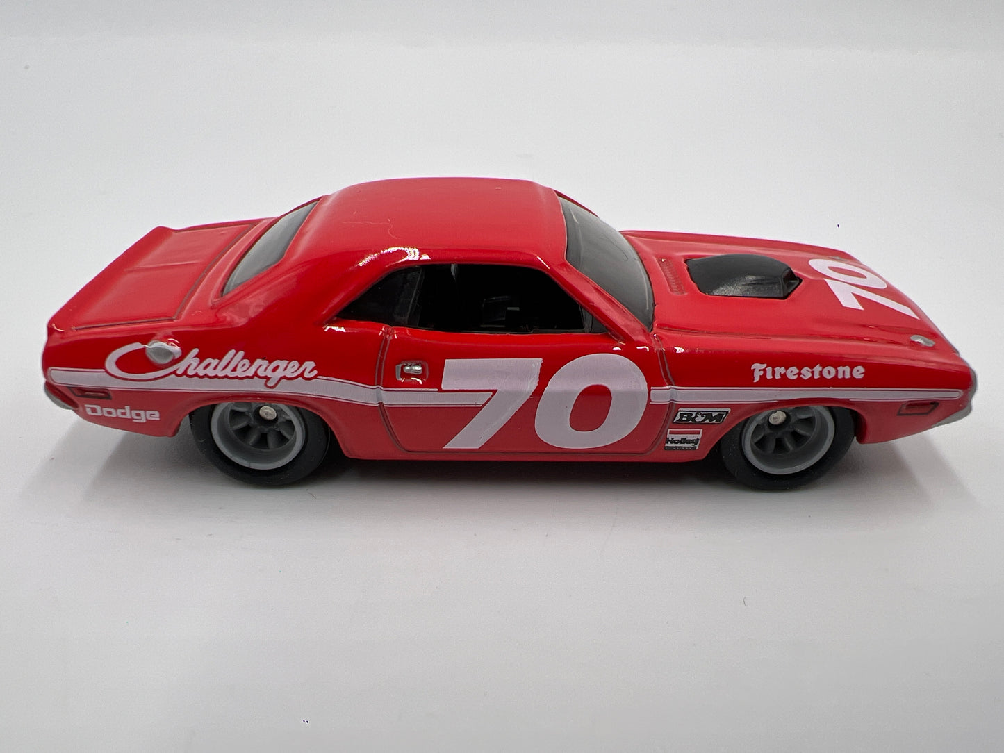 Hot Wheels 1/64 Premium Diorama Set 70 Dodge Challenger Red Loose