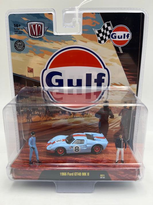 M2 Machines Diorama R21 1966 Ford GT40 MK II Gulf