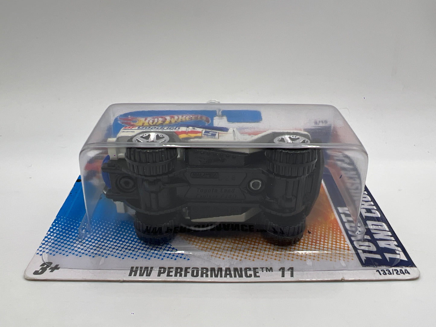 2011 Hot Wheels Short Card Performance #133 Toyota Land Cruiser FJ40 White