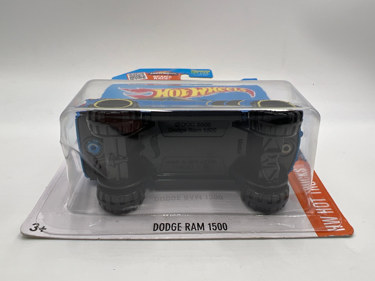 2016 Hot Wheels Walgreens Exclusive #144 Dodge Ram 1500 Blue W/Protector