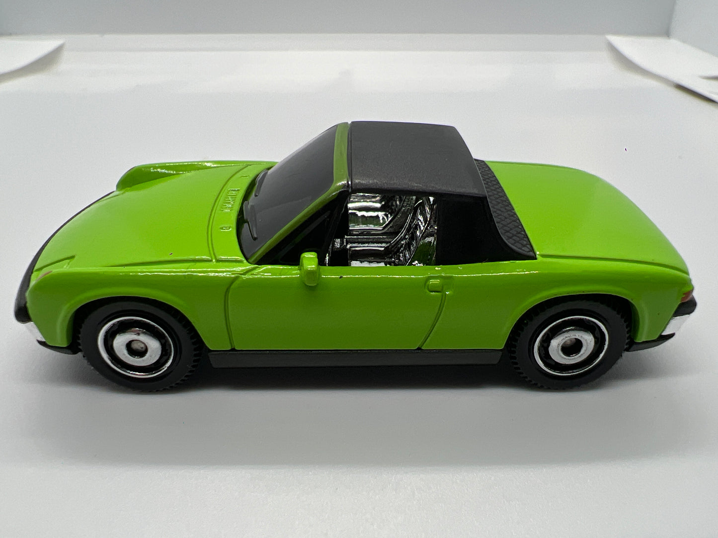 Matchbox 1/64 1971 Porsche 914 Lime Green Loose